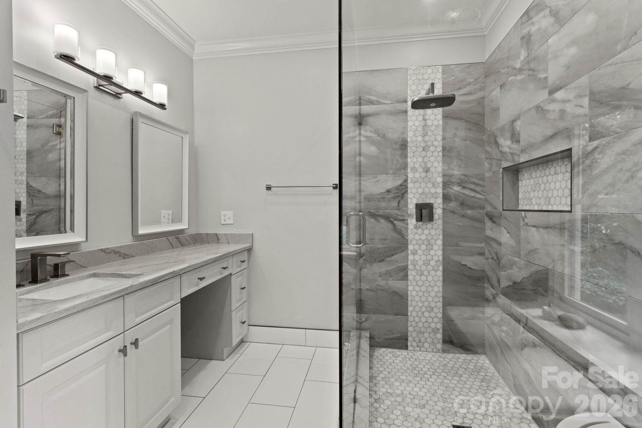 324 Kenmure Drive Property Photo 18