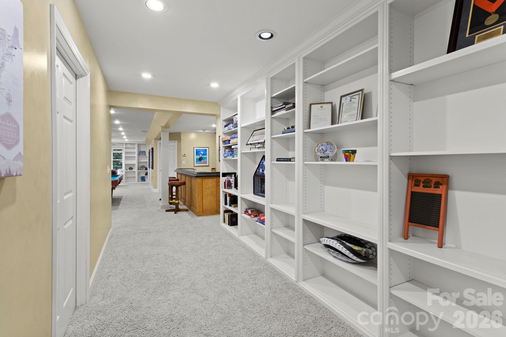 324 Kenmure Drive Property Photo 33