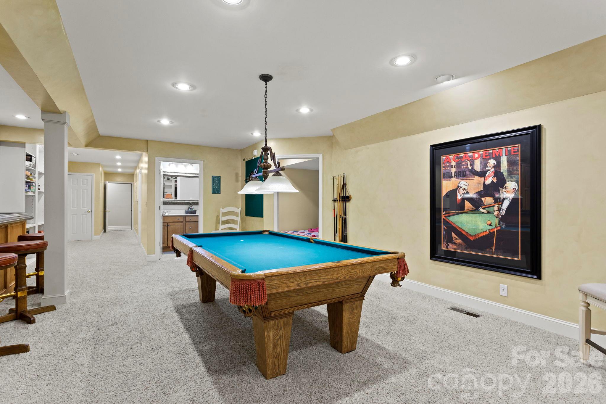 324 Kenmure Drive Property Photo 36