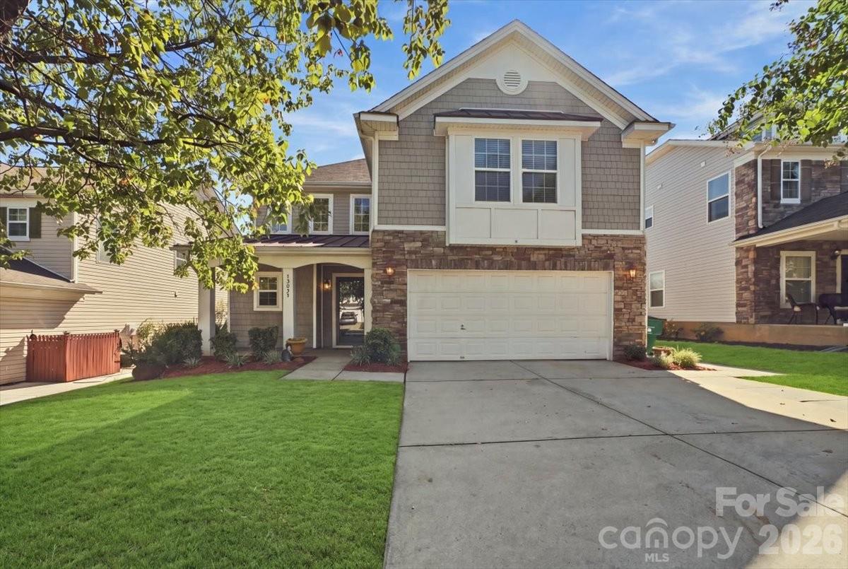 15029 Superior Street Property Photo 1
