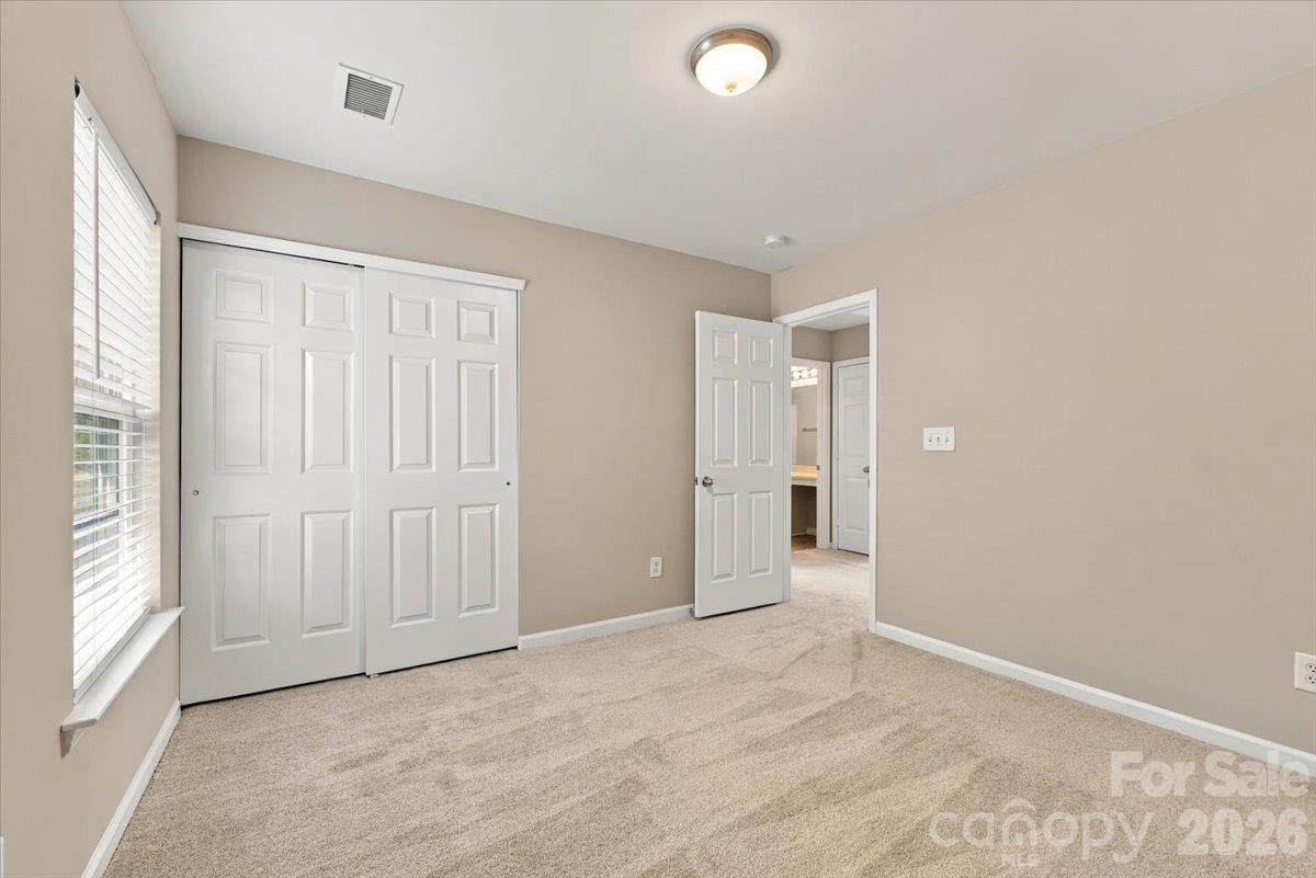 15029 Superior Street Property Photo 26