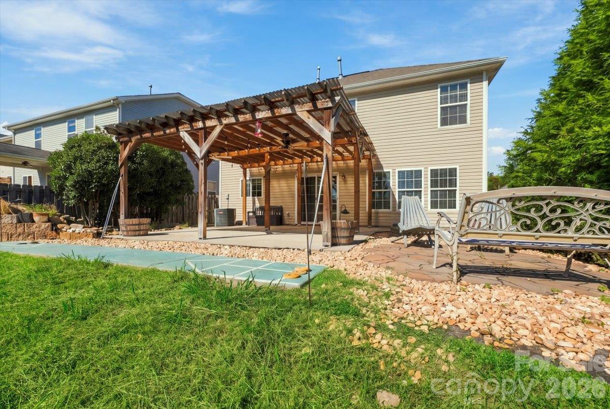 15029 Superior Street Property Photo 31