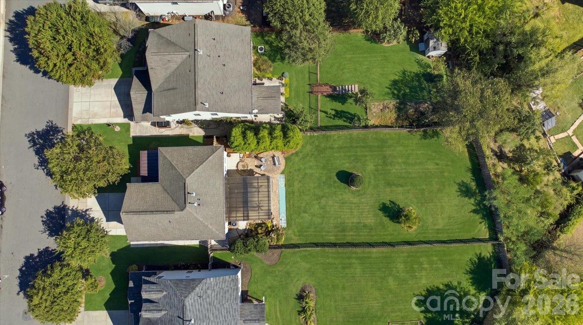 15029 Superior Street Property Photo 35