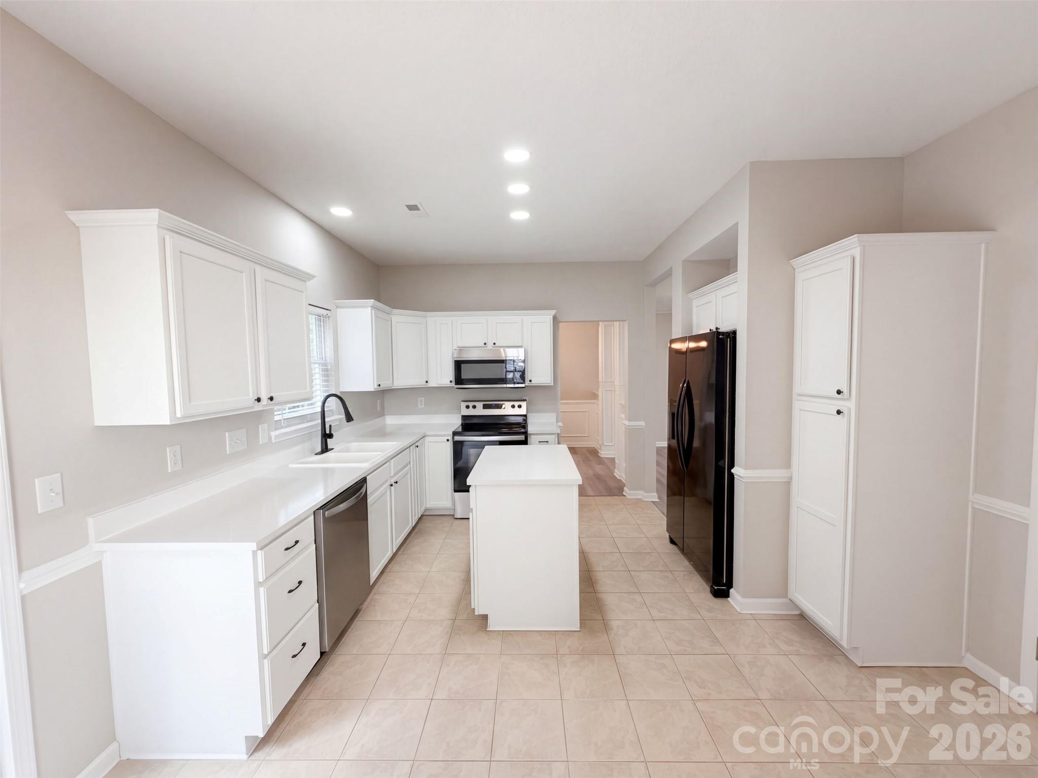 1159 Tufton Place Property Photo 2