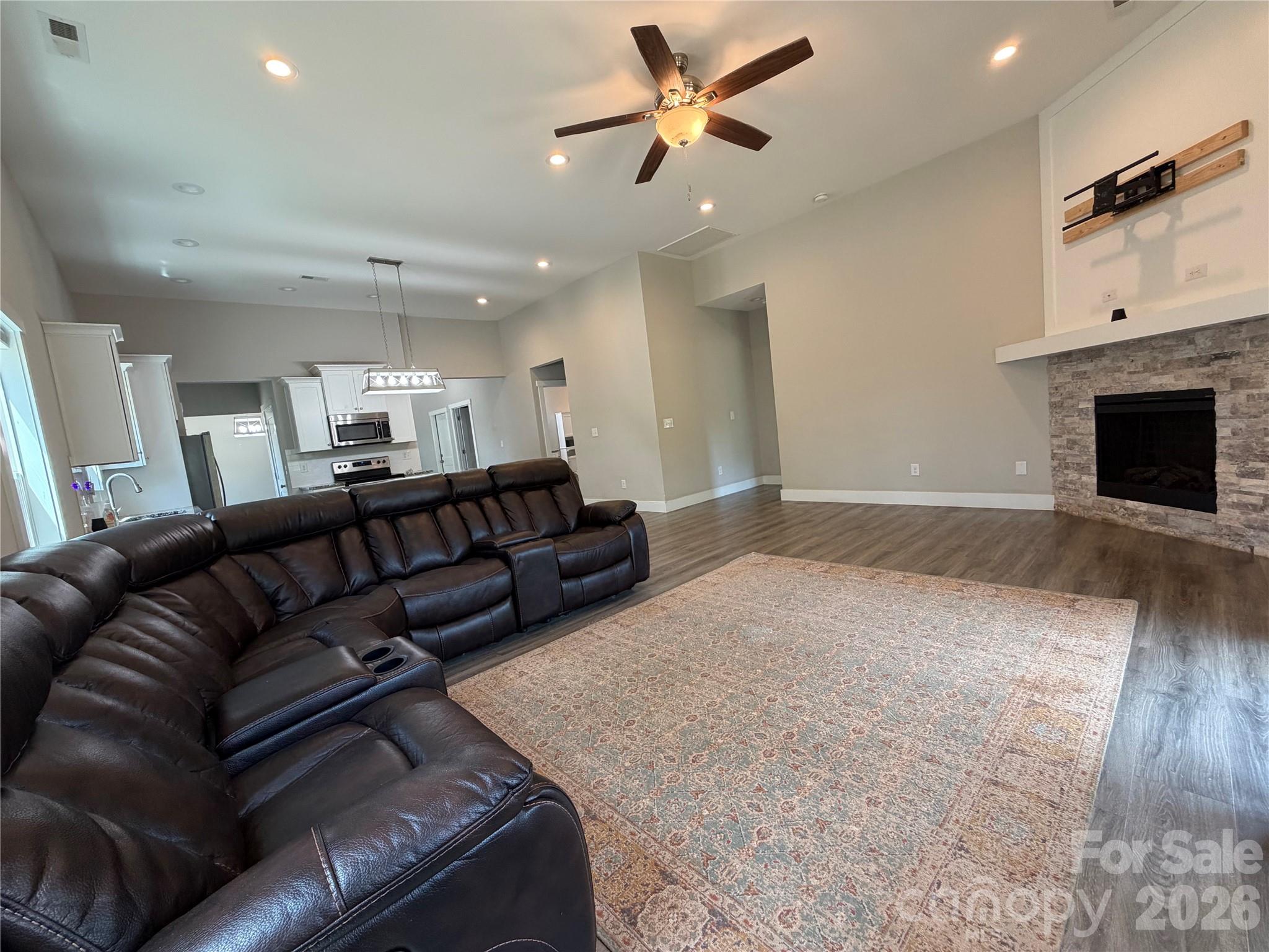 1473 Pleasant School Road Property Photo 5