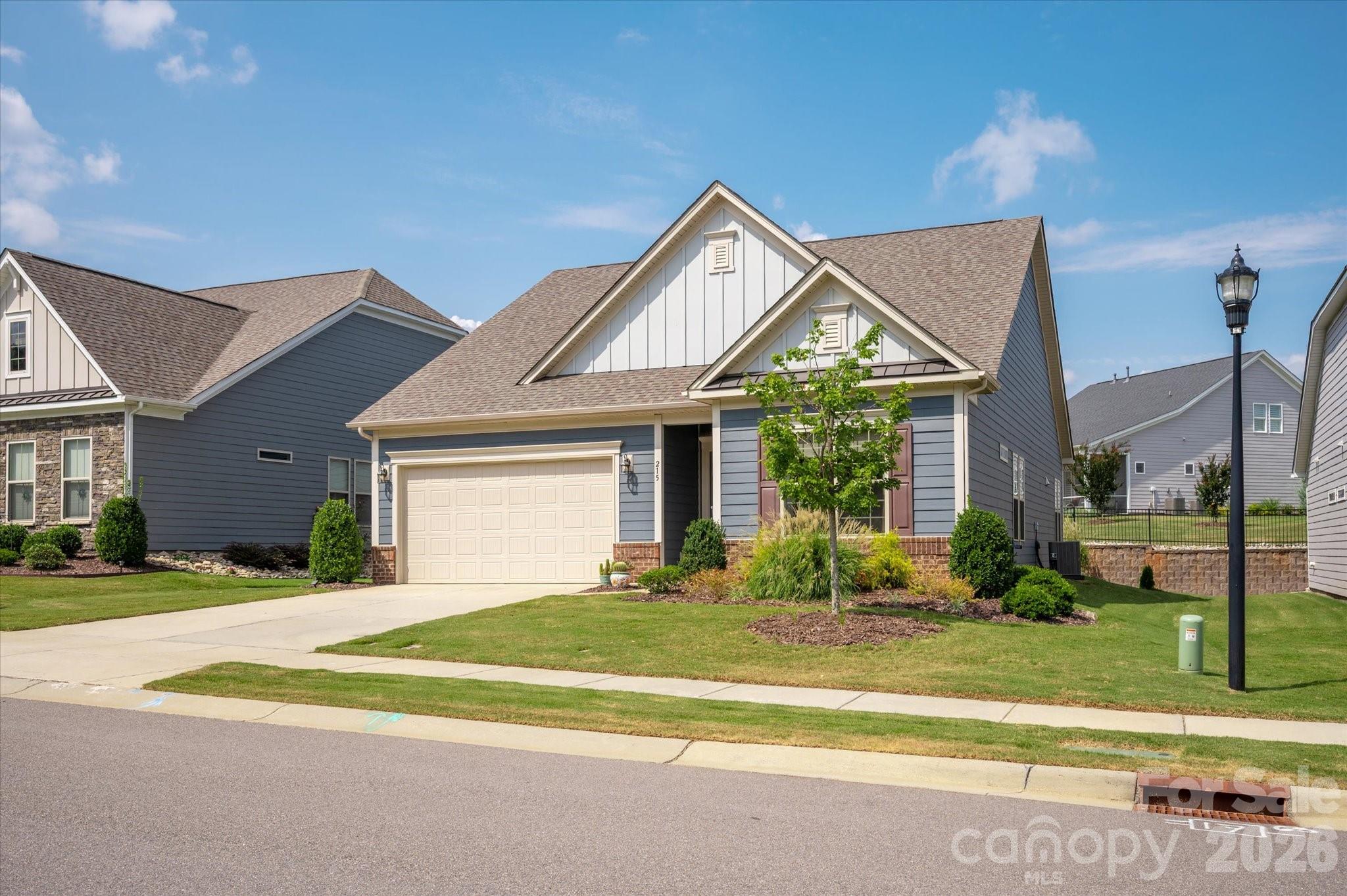 215 Pintail Drive Property Photo 1