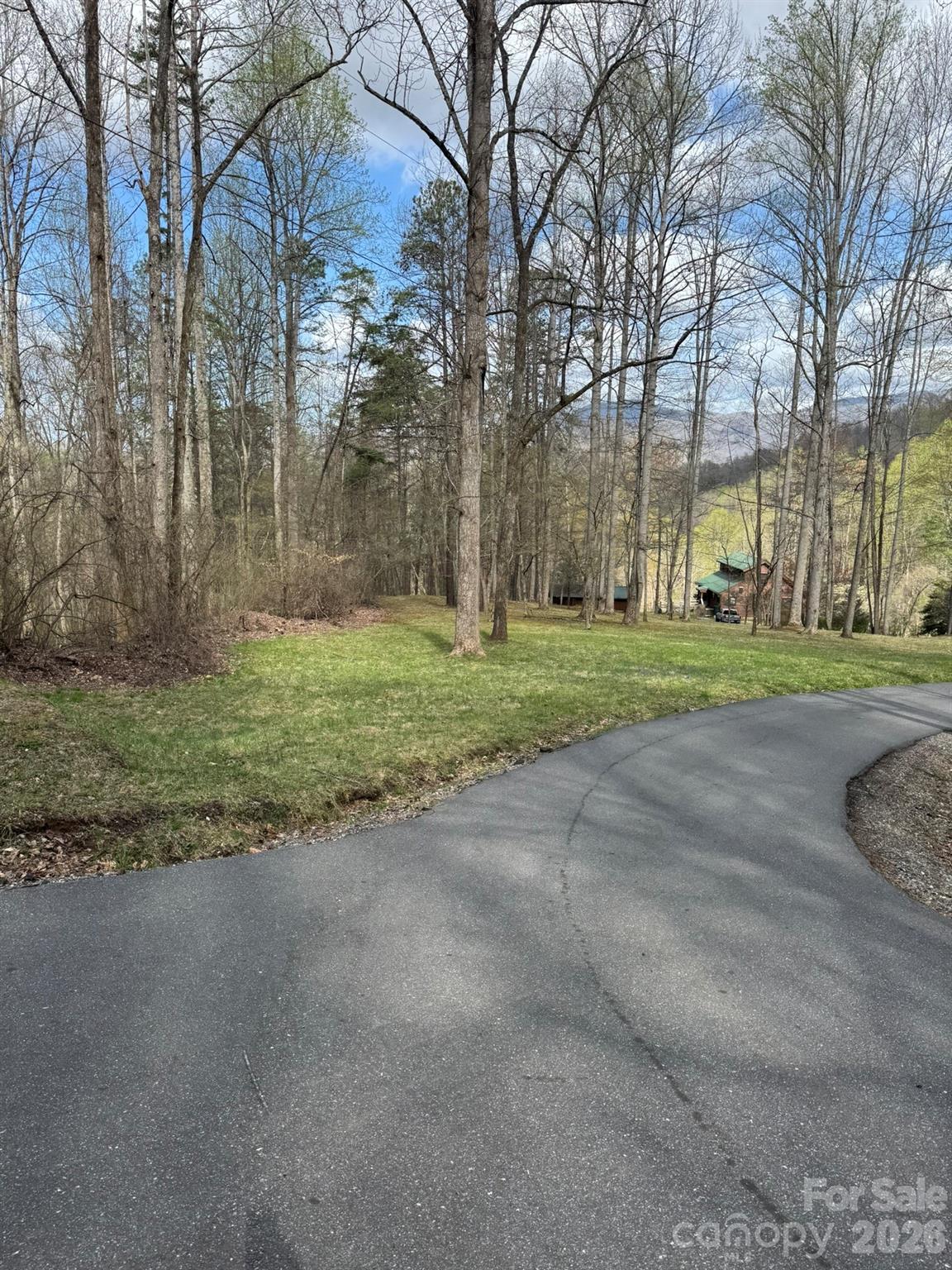 1 E Wabash Drive Property Photo 1