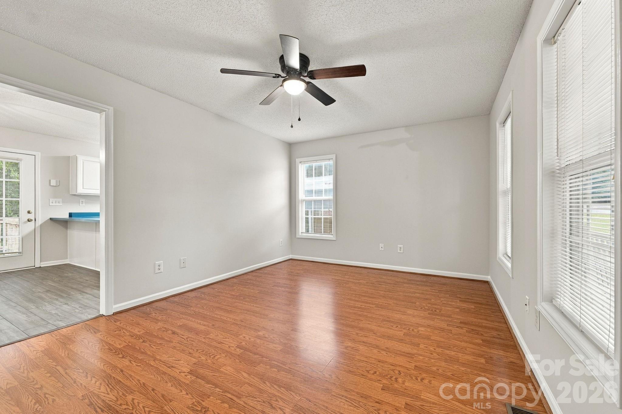 1716 Pine Knoll Court Property Photo 4