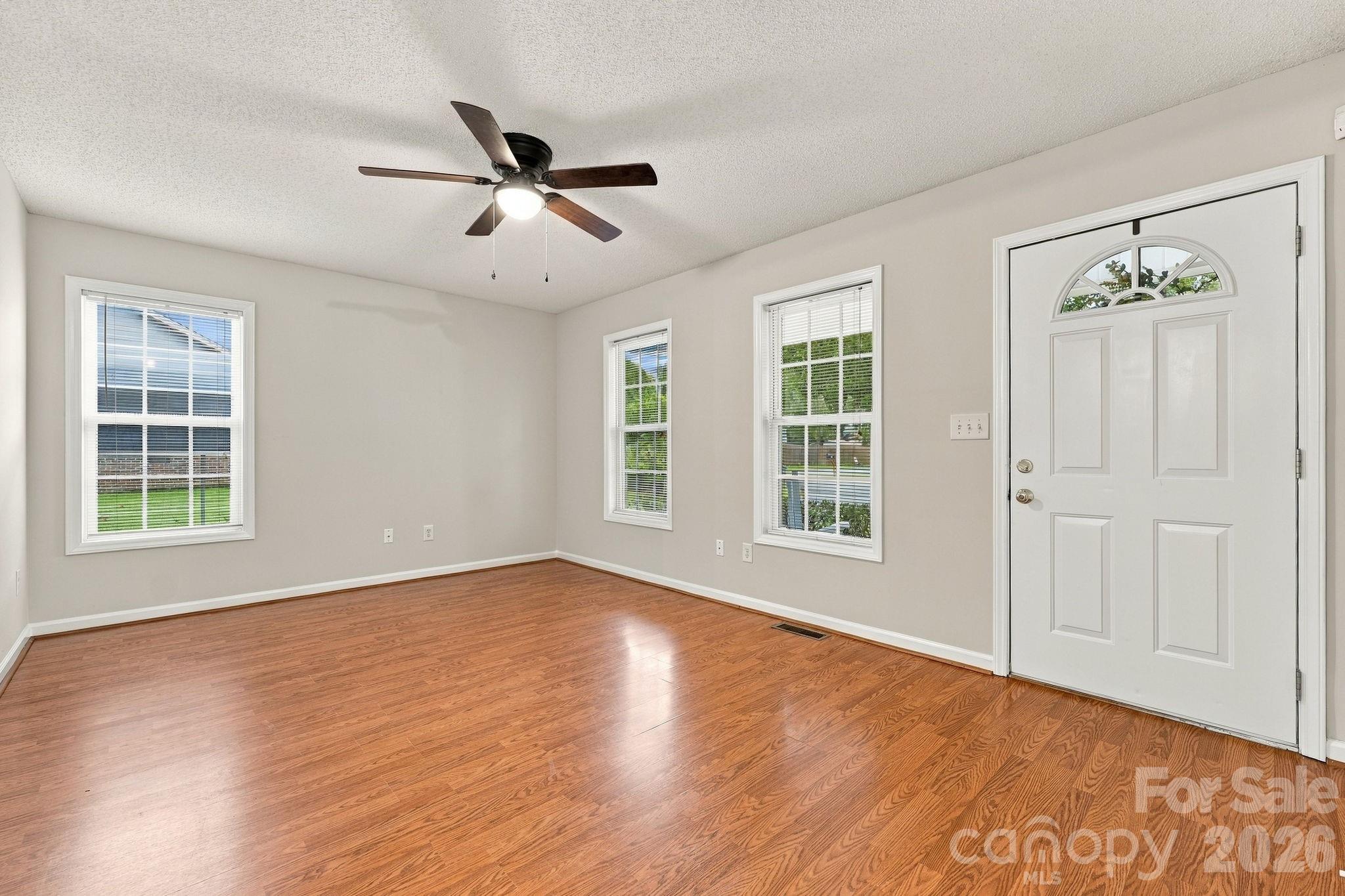 1716 Pine Knoll Court Property Photo 5