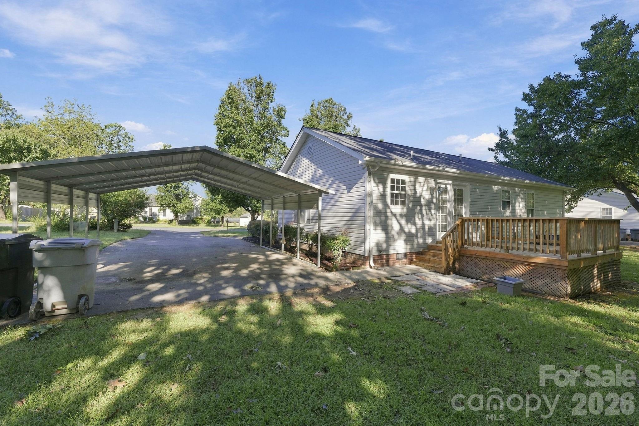 1716 Pine Knoll Court Property Photo 19