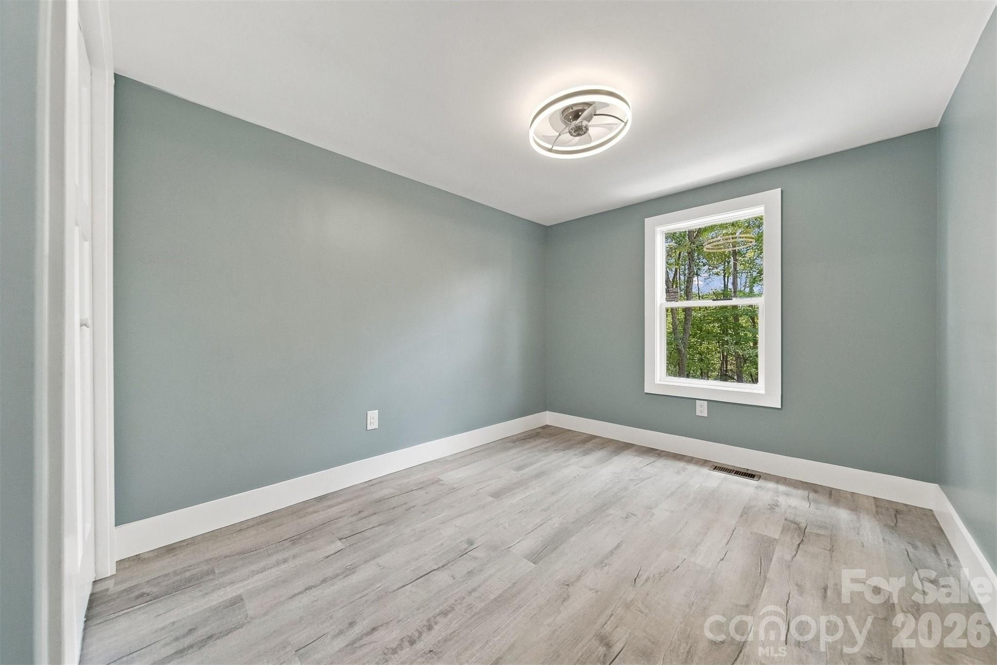3952 Mountainside School Road Property Photo 11