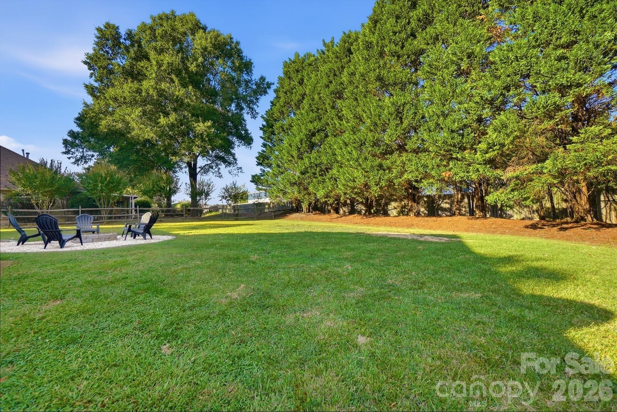 127 Sea Island Boulevard Property Photo 2
