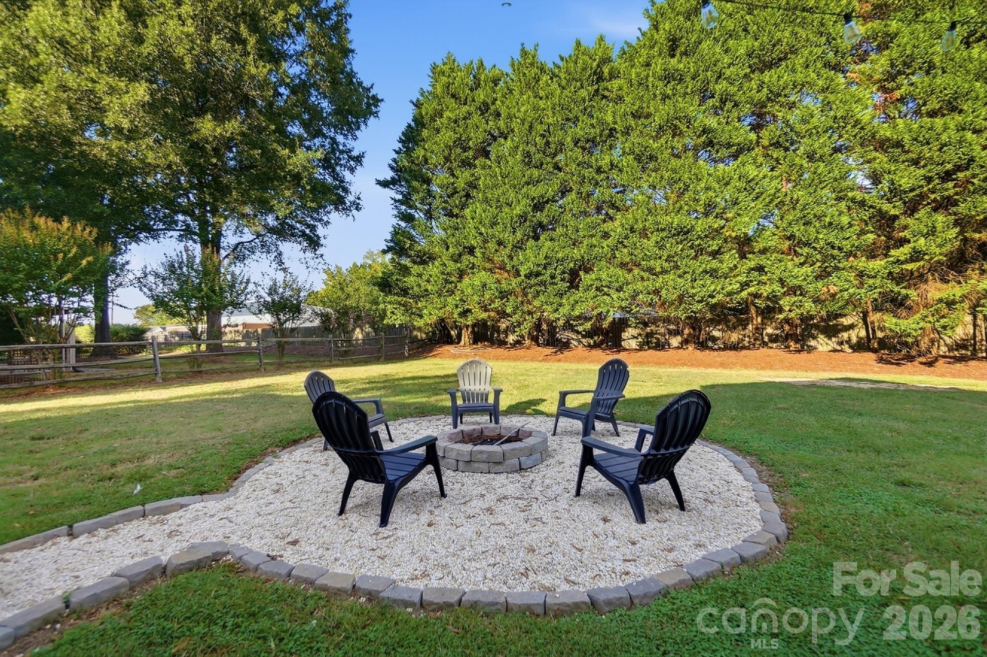 127 Sea Island Boulevard Property Photo 3