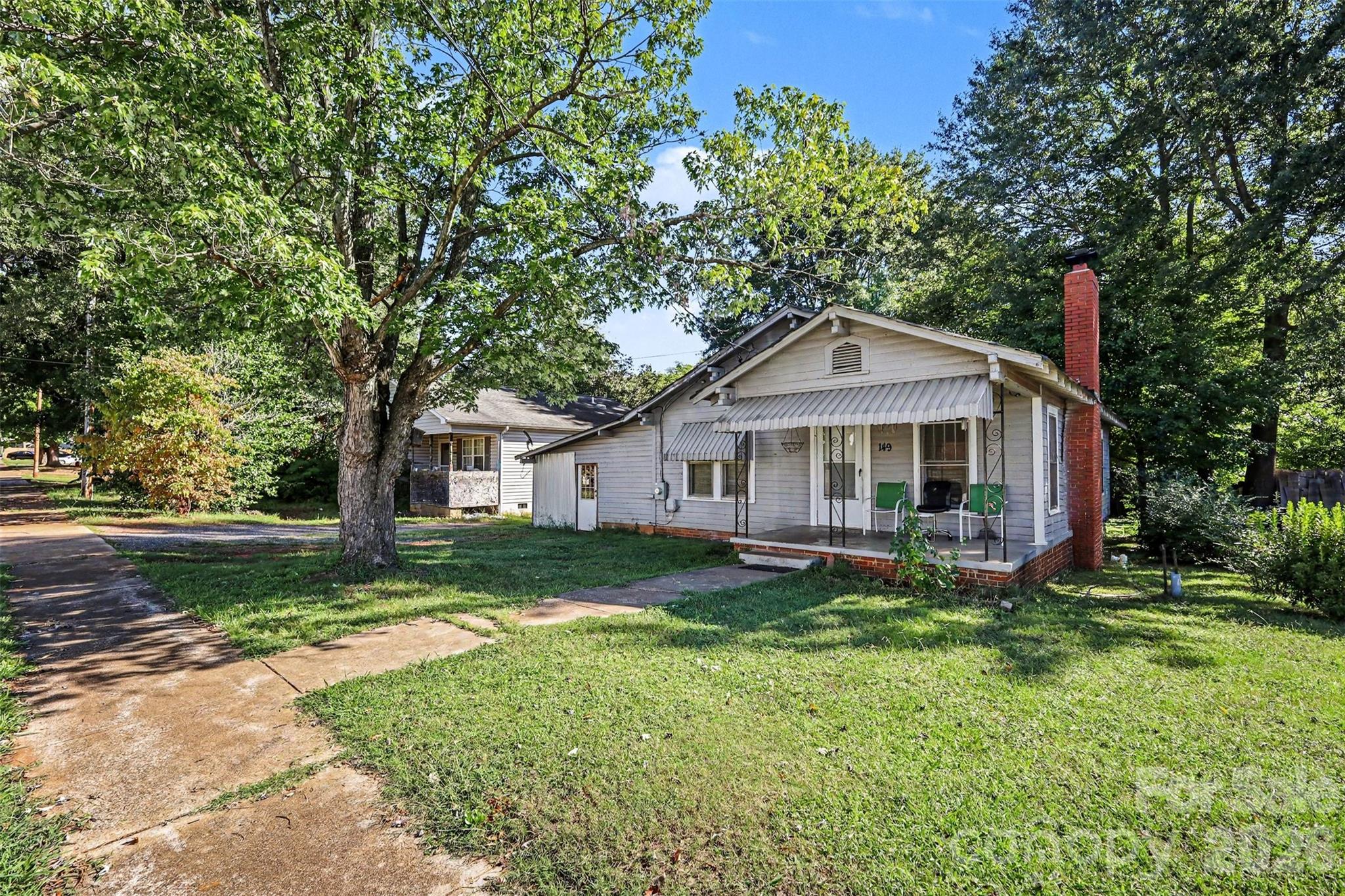 149 Woodlawn Drive Property Photo 2