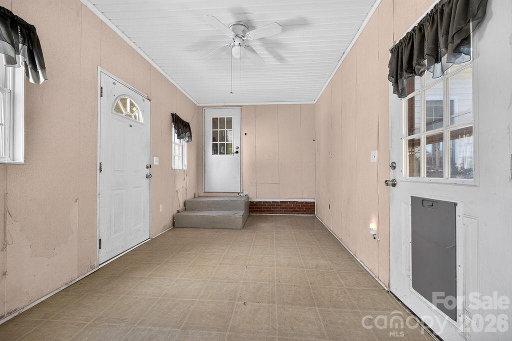 6041 Kaylas Ridge Road Property Photo 30