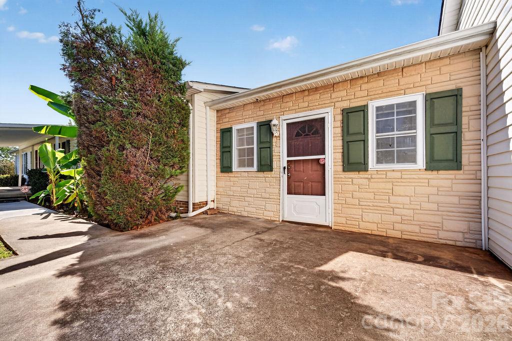 6041 Kaylas Ridge Road Property Photo 44