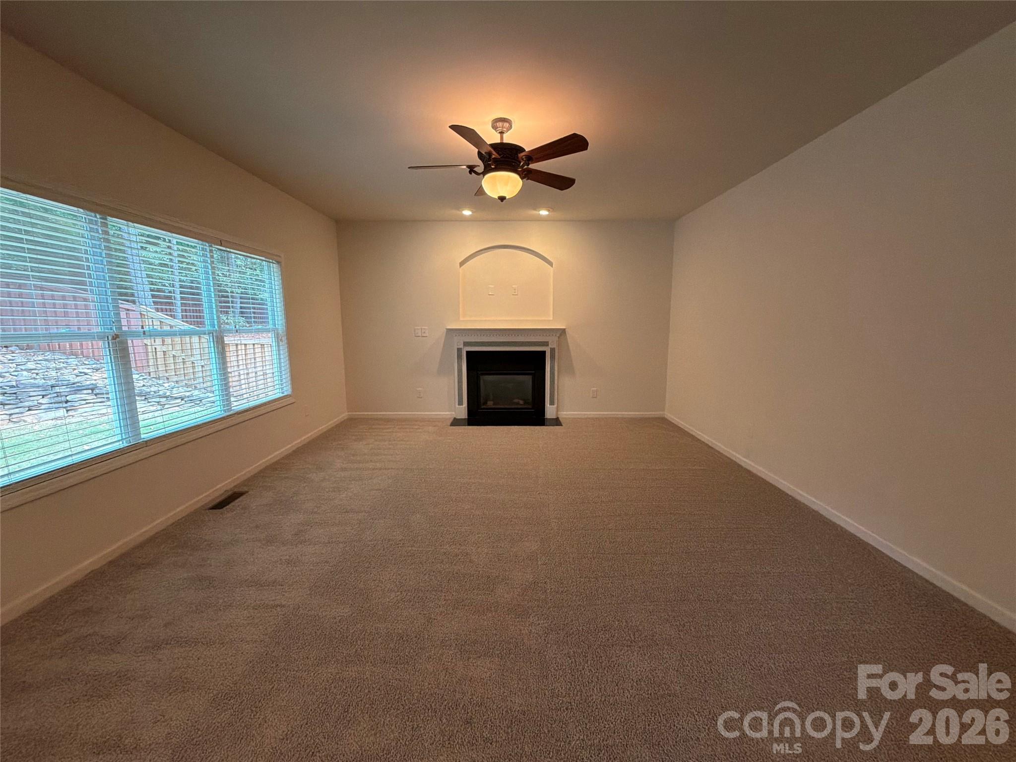 330 Windy Pine Drive Property Photo 3