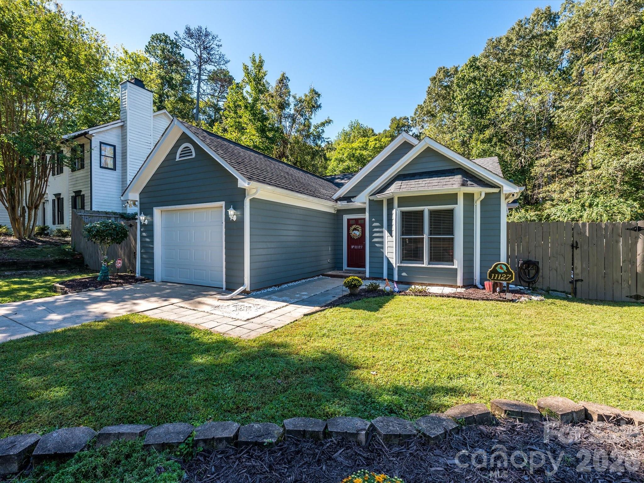 11127 Atrium Way Property Photo 1