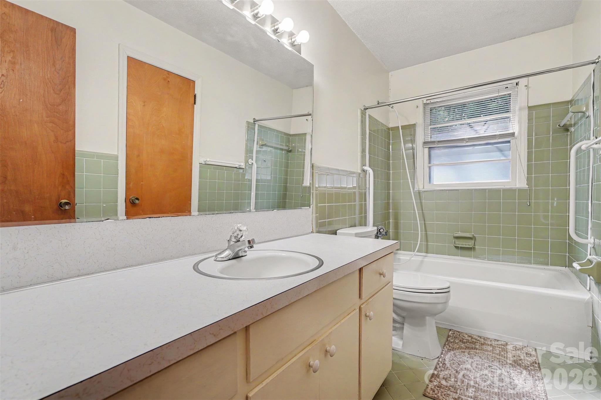 1204 Vickie Lane Property Photo 7