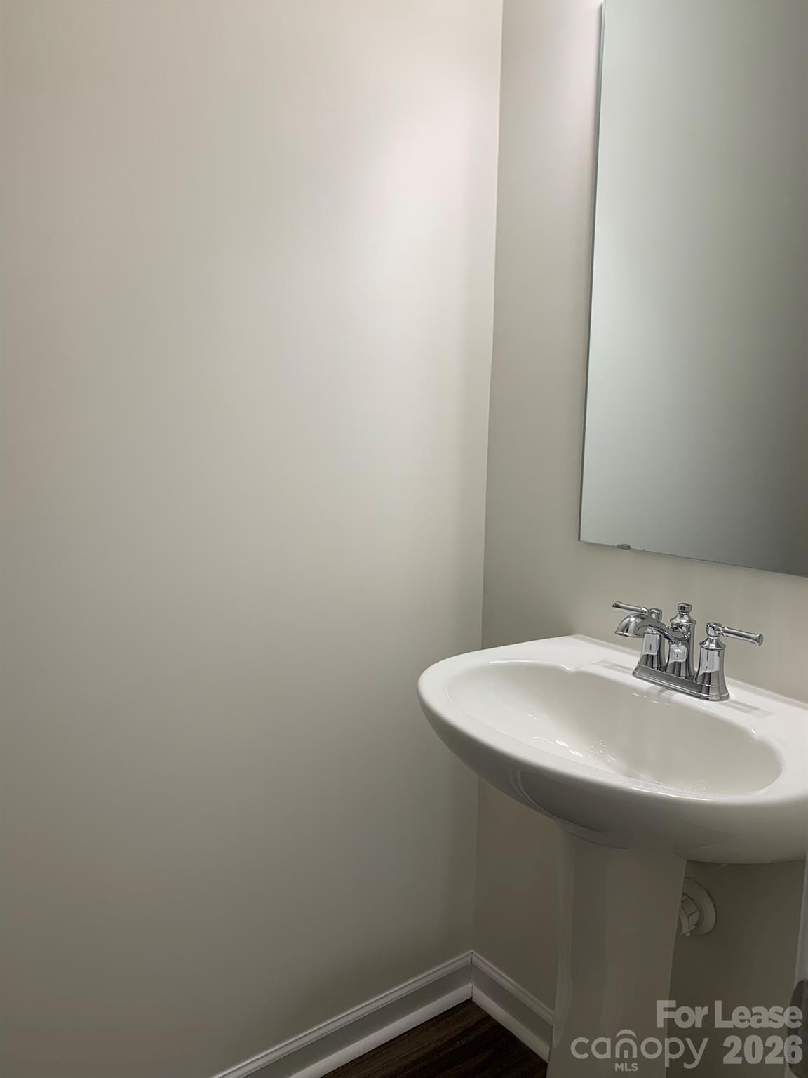 6049 Rizer Drive Property Photo 9
