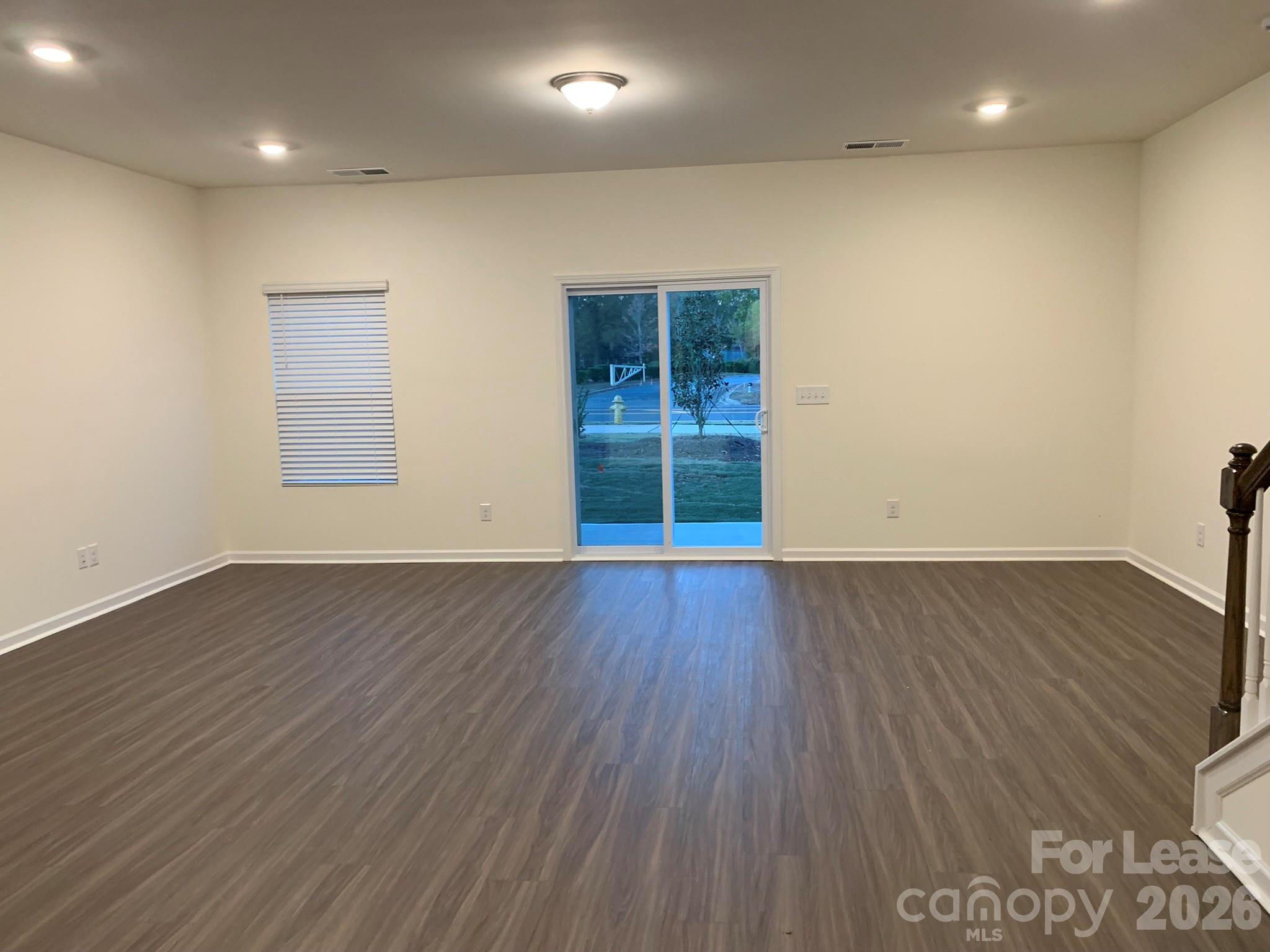 6049 Rizer Drive Property Photo 10
