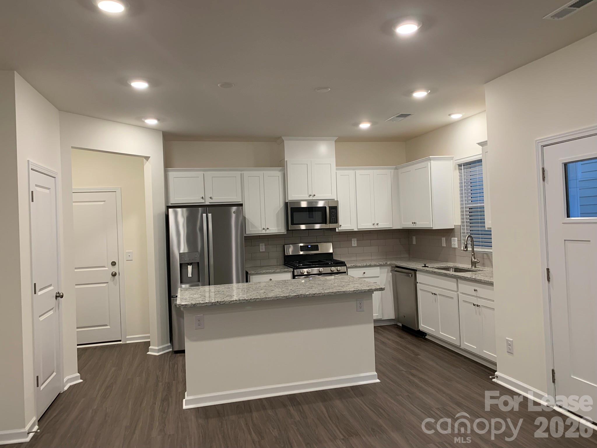 6049 Rizer Drive Property Photo 16
