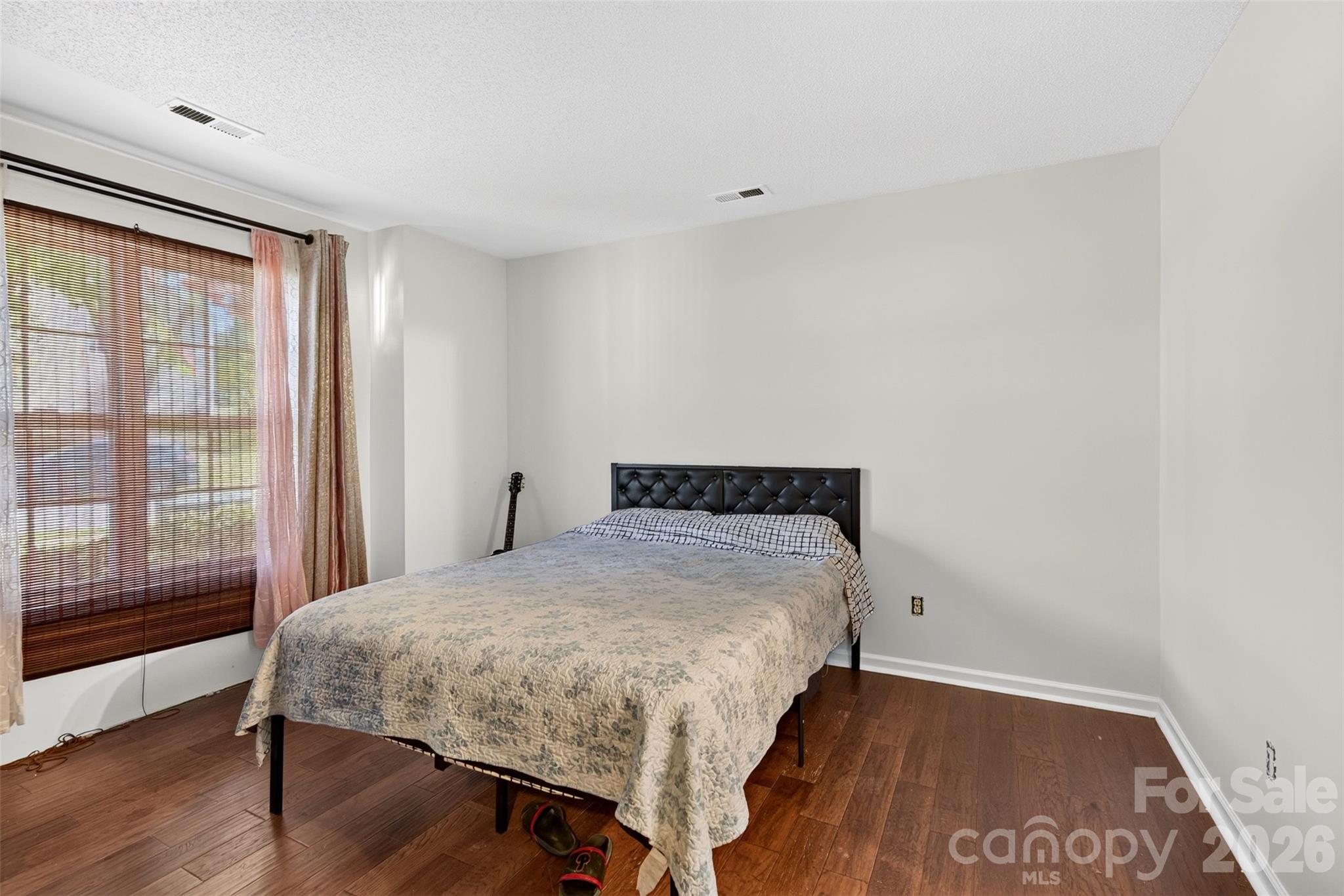 5327 Fernhill Drive Property Photo 15