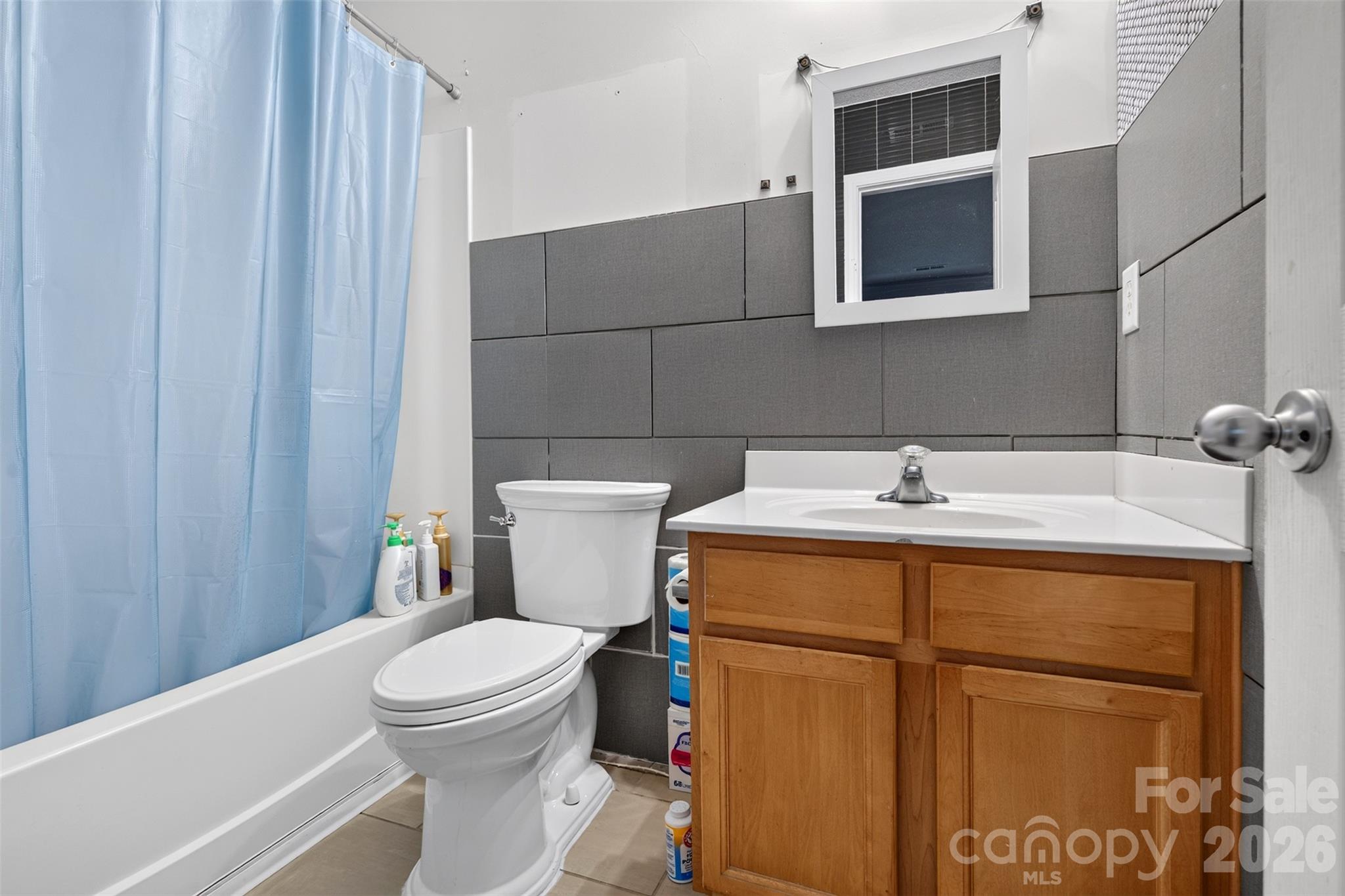 5327 Fernhill Drive Property Photo 16