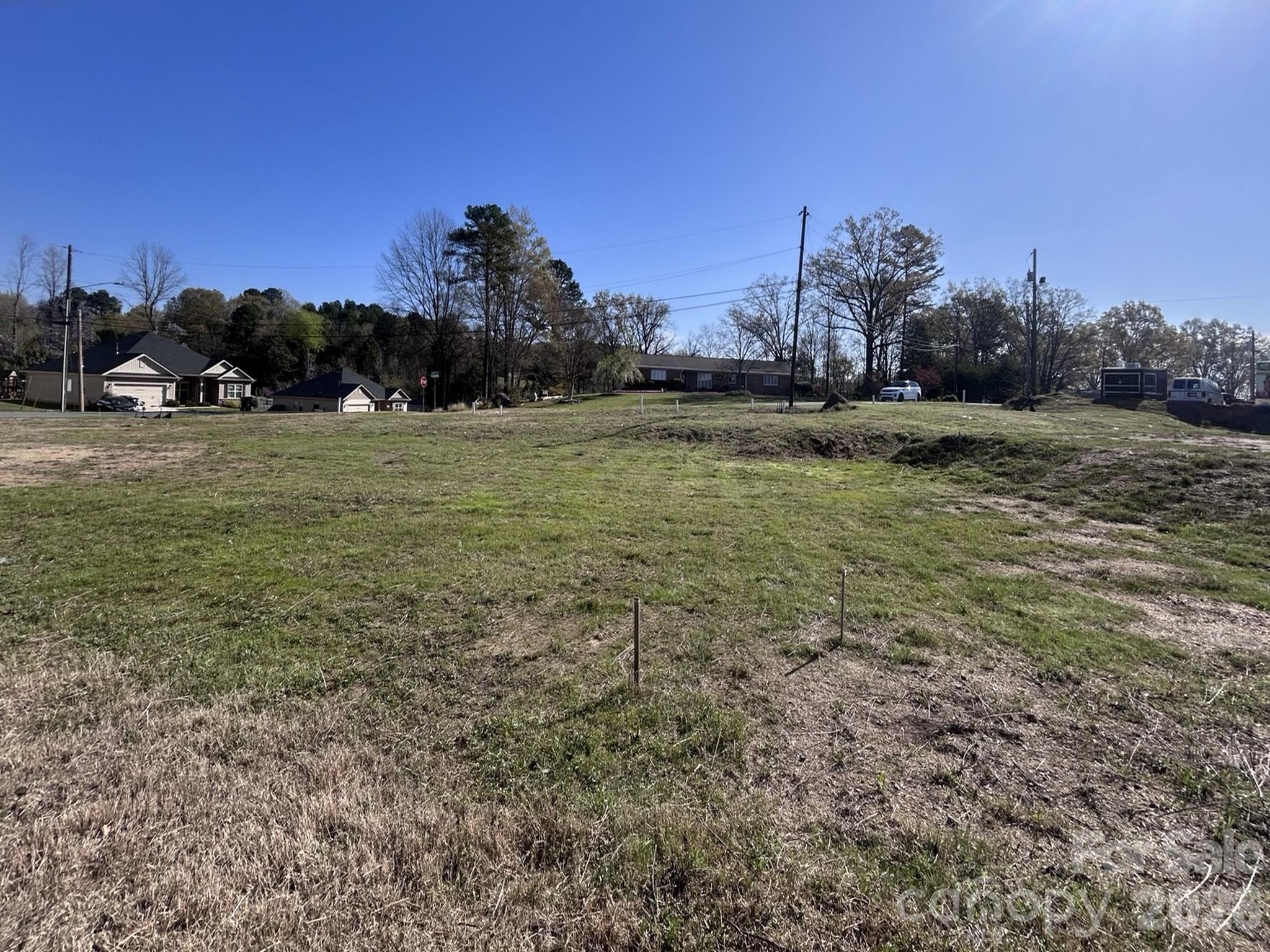 832 Kathryn Drive Property Photo 1