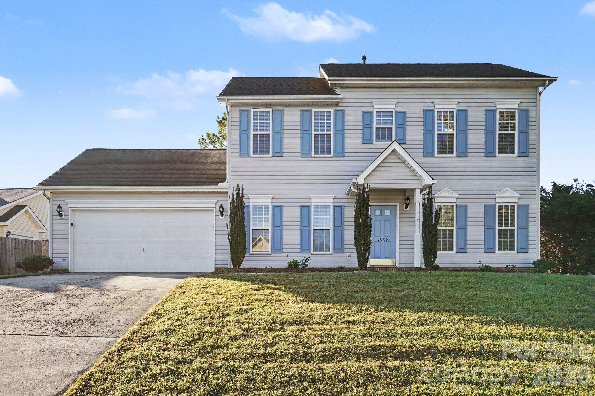 1009 Sandy Point Drive Property Photo 1