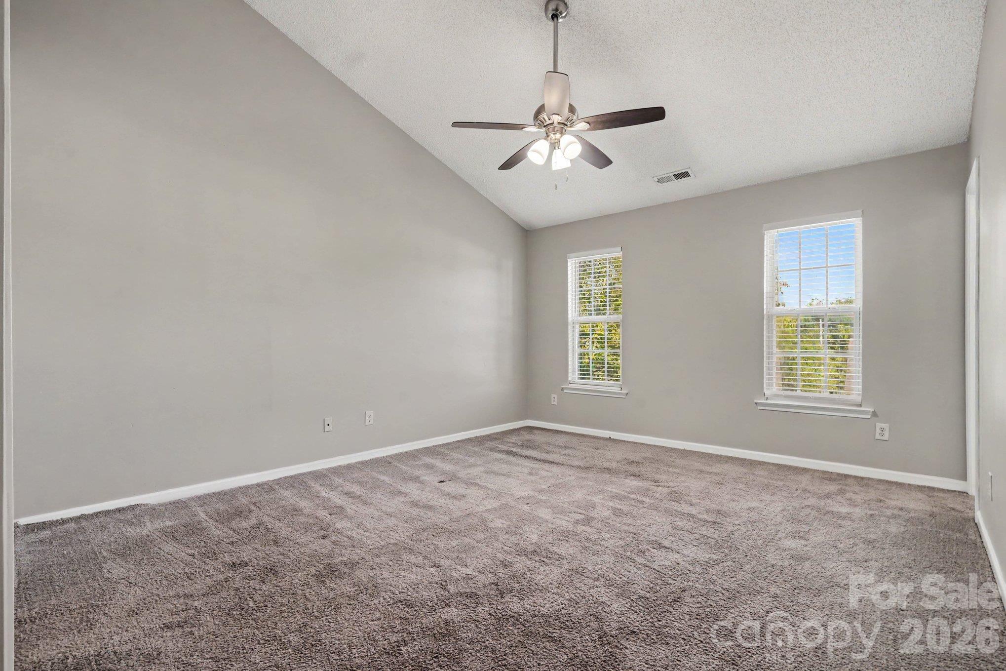 1009 Sandy Point Drive Property Photo 9
