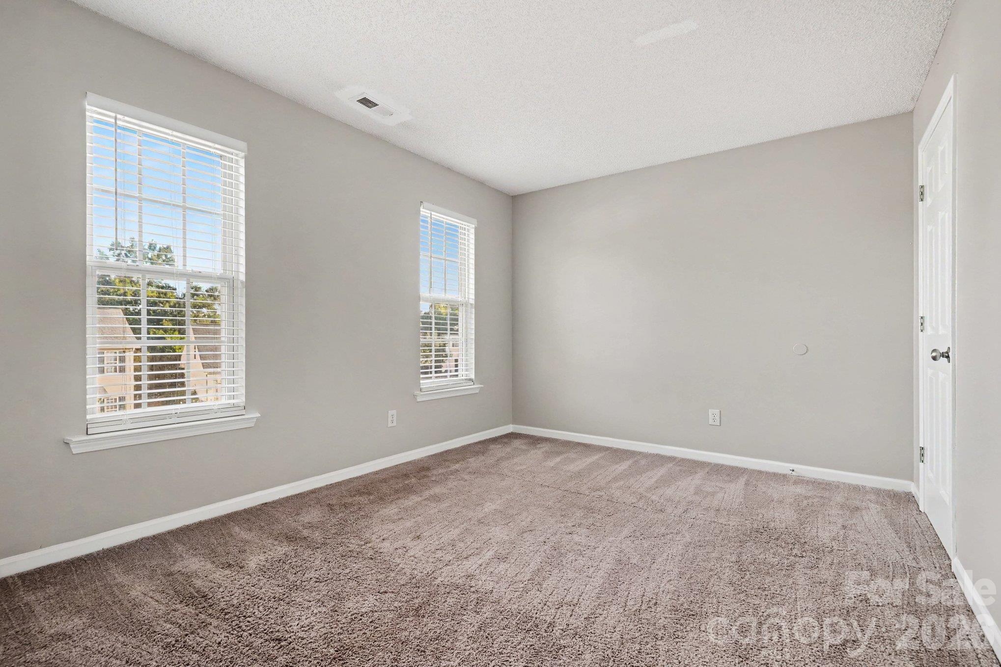 1009 Sandy Point Drive Property Photo 11