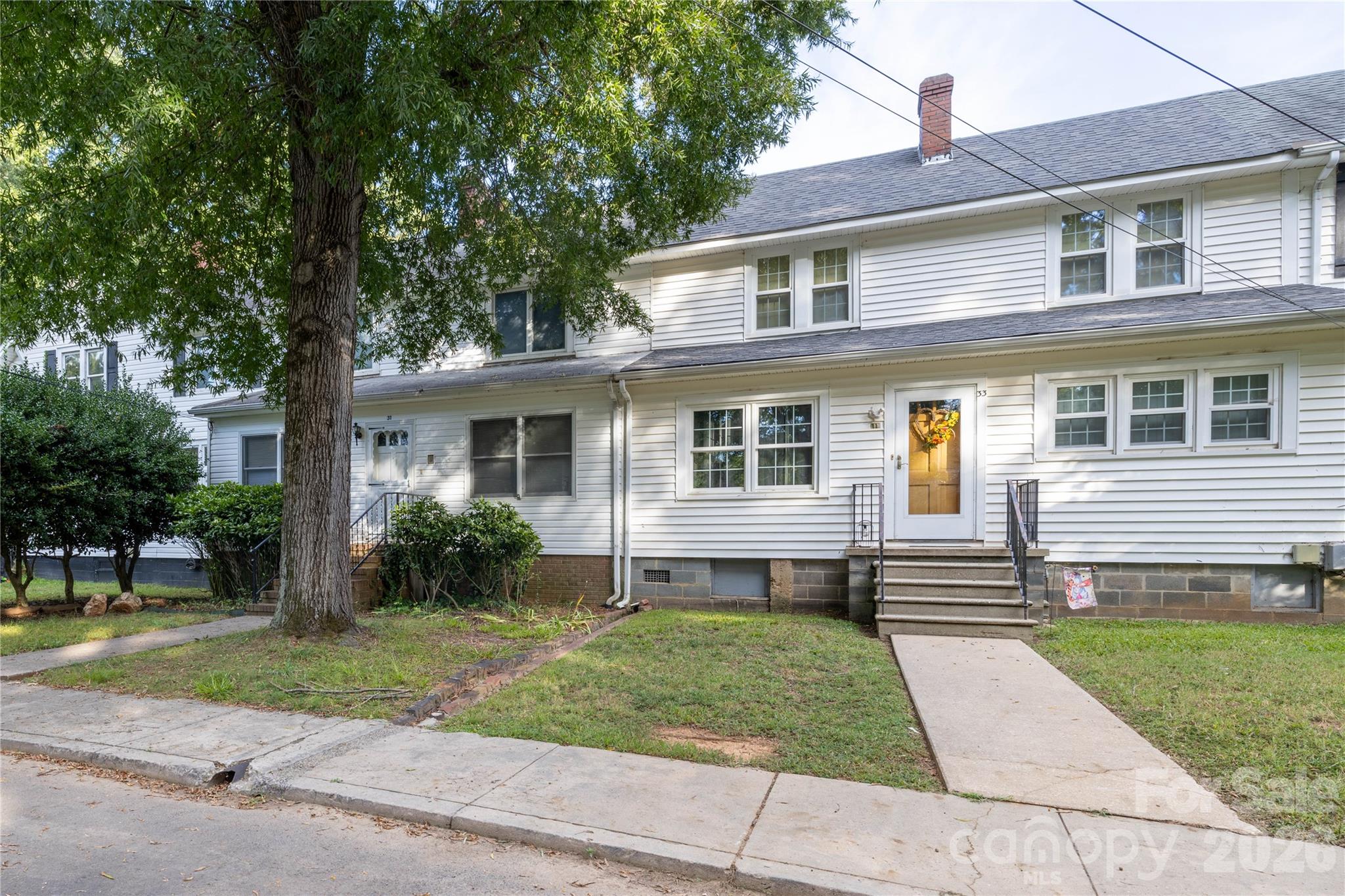 31 Maple Street Property Photo 2