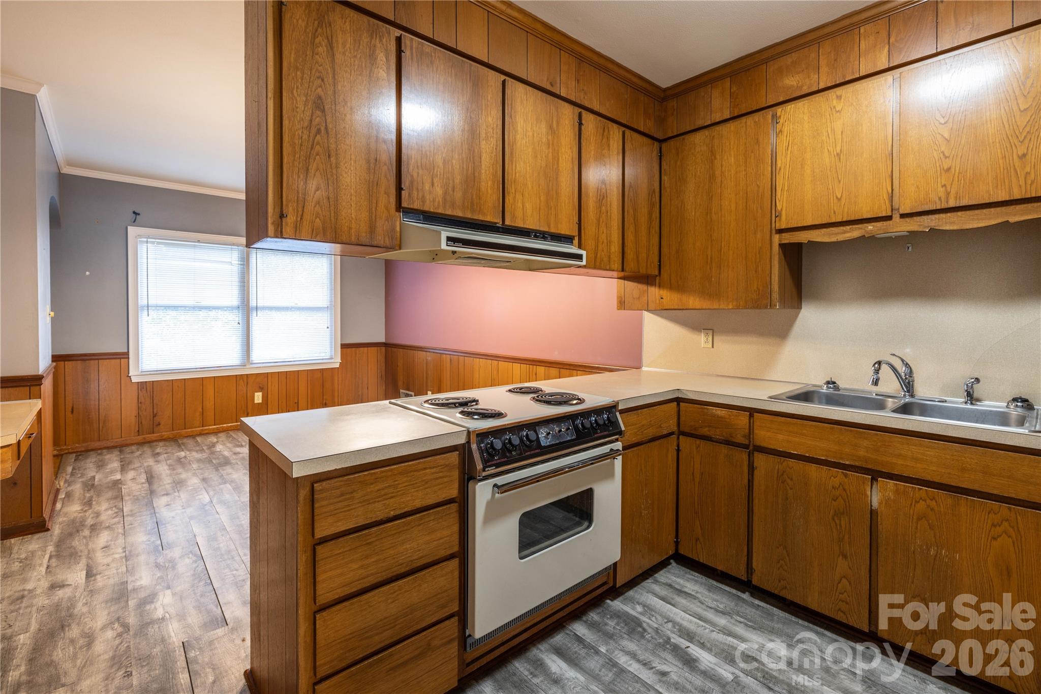 31 Maple Street Property Photo 10