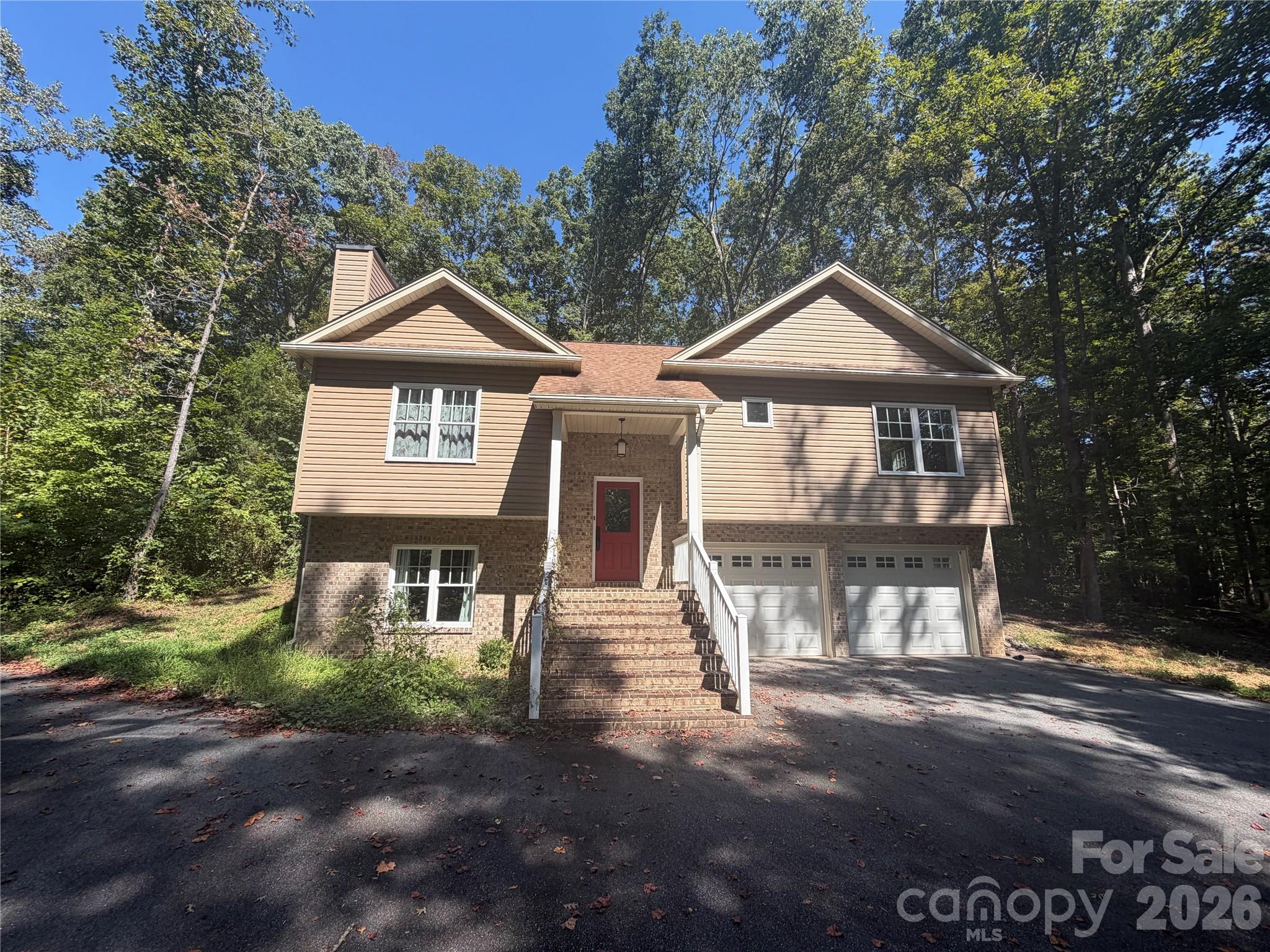 383 Lee Avenue Property Photo 1