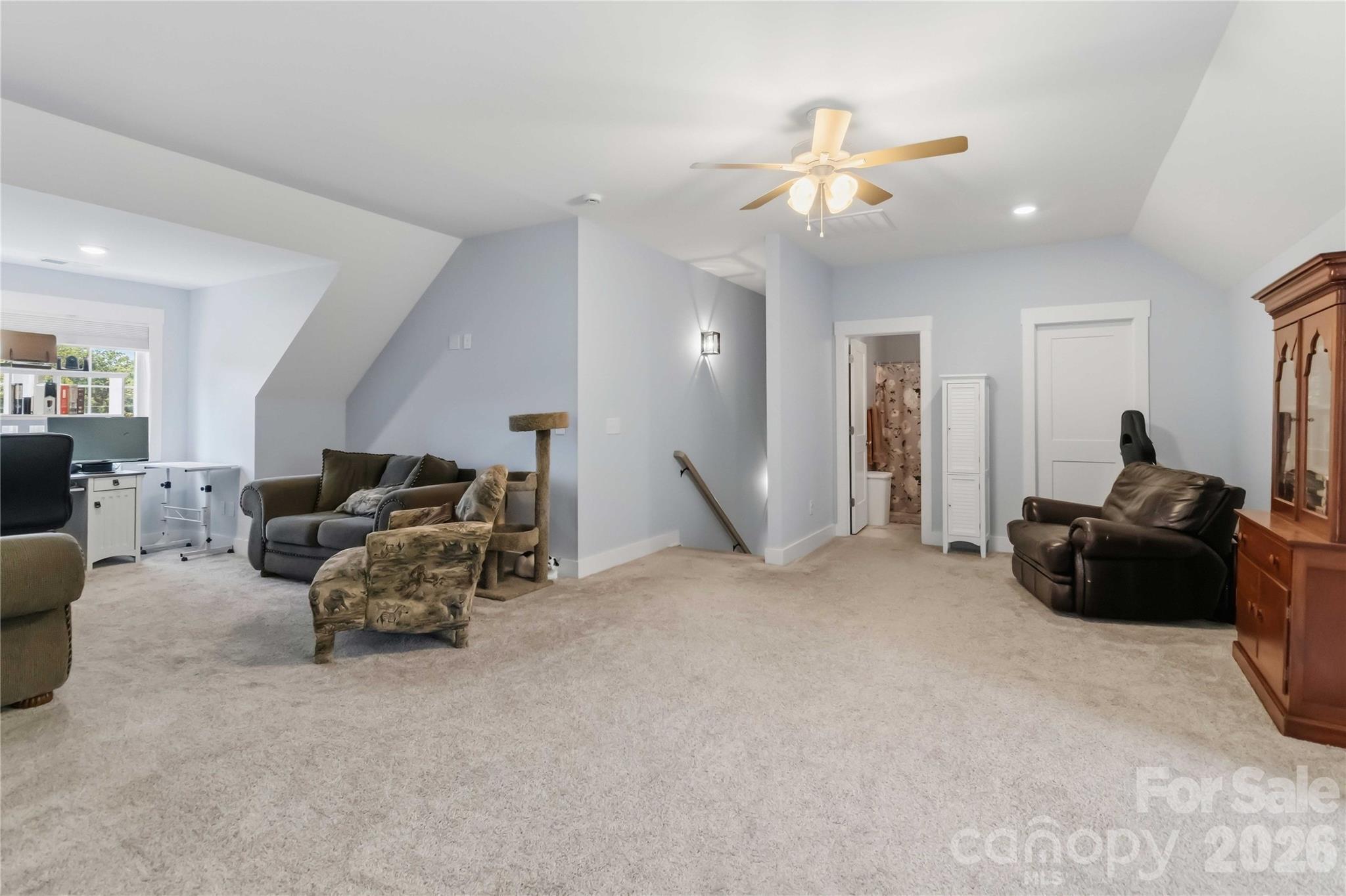 418 Kingsburry Road Property Photo 38