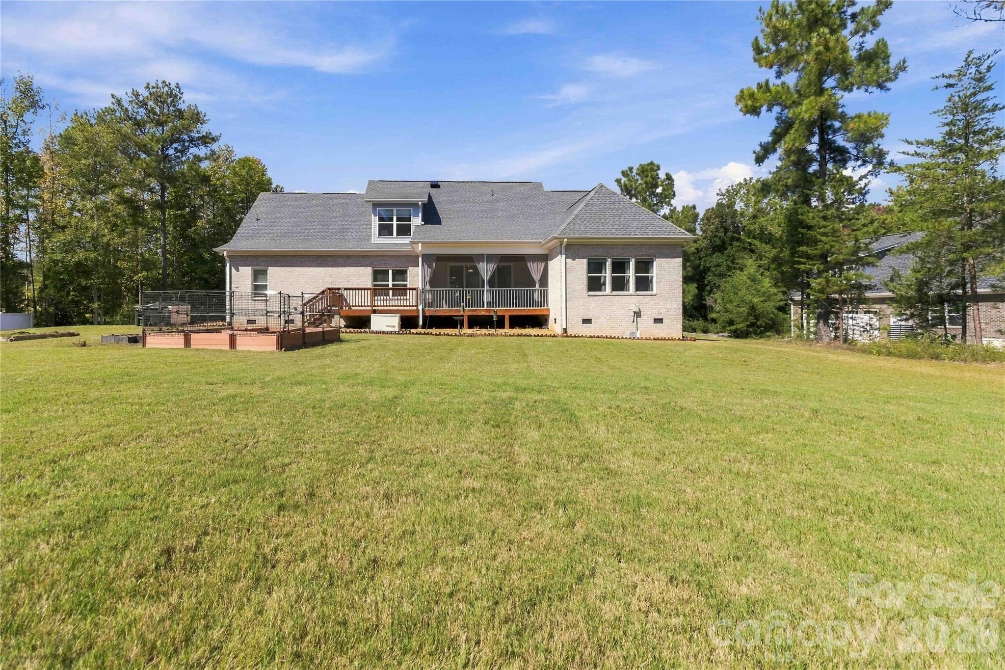 418 Kingsburry Road Property Photo 41