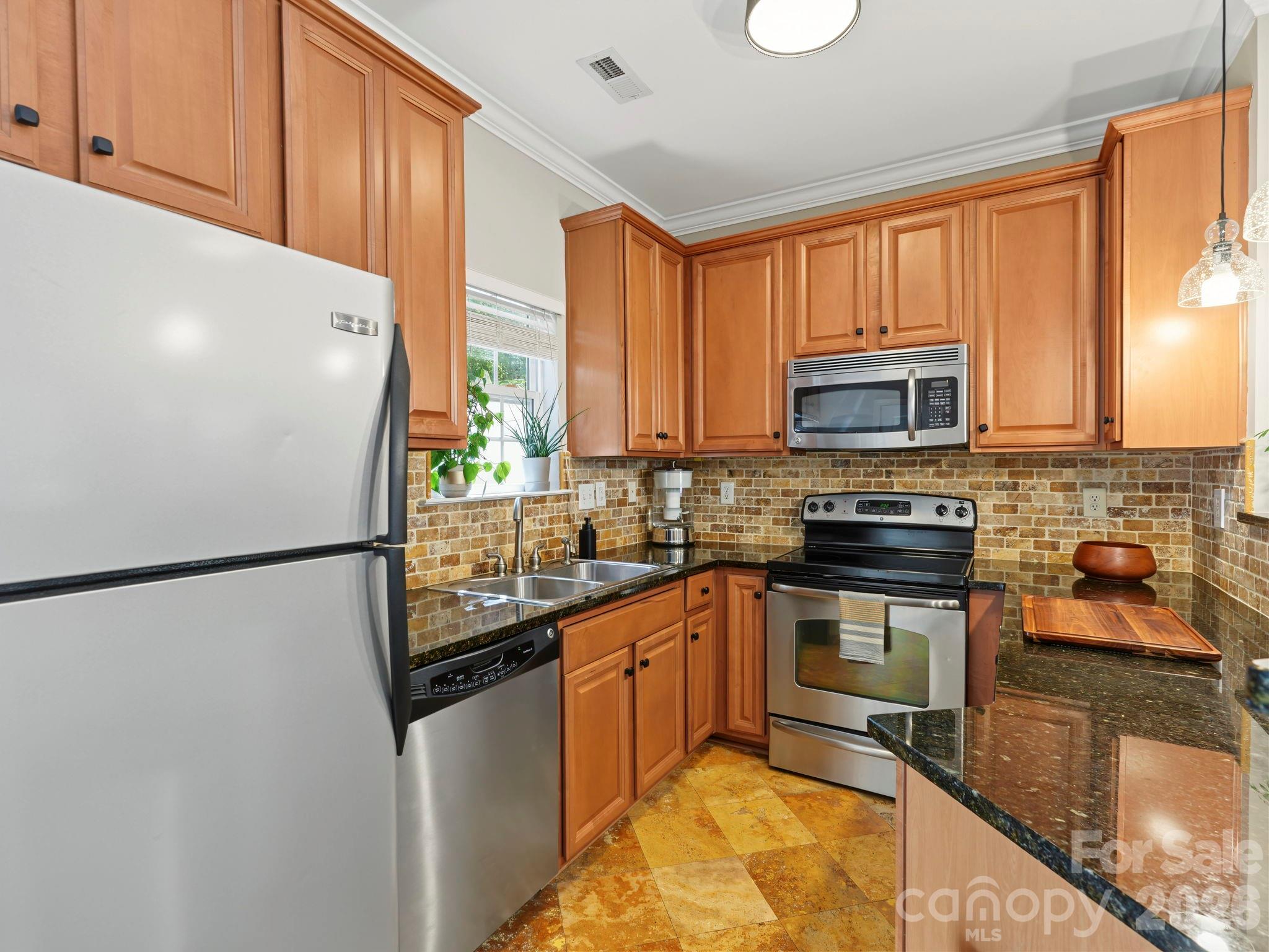 4460 Yoruk Forest Lane Property Photo 8