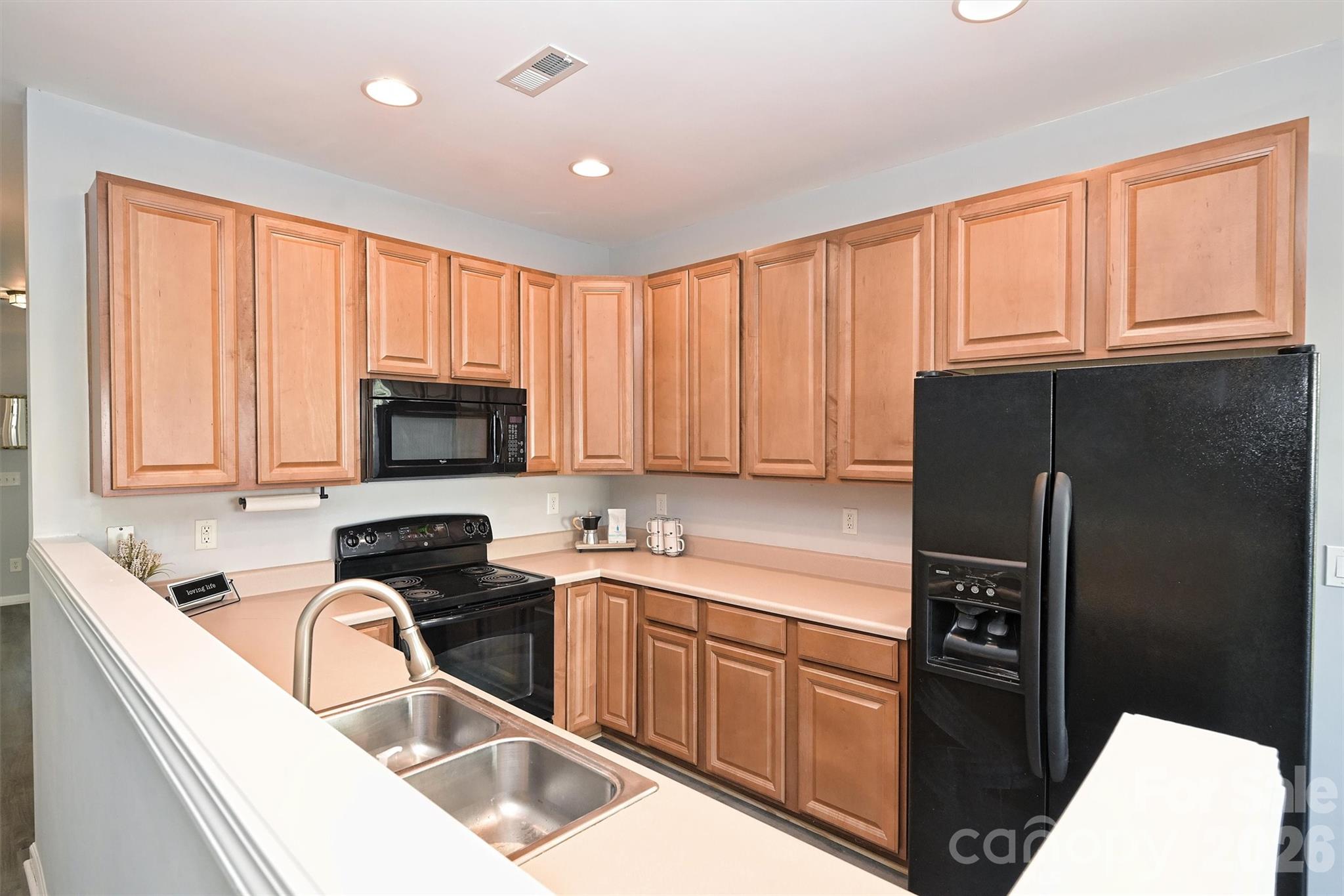 13623 Singleleaf Lane Property Photo 11