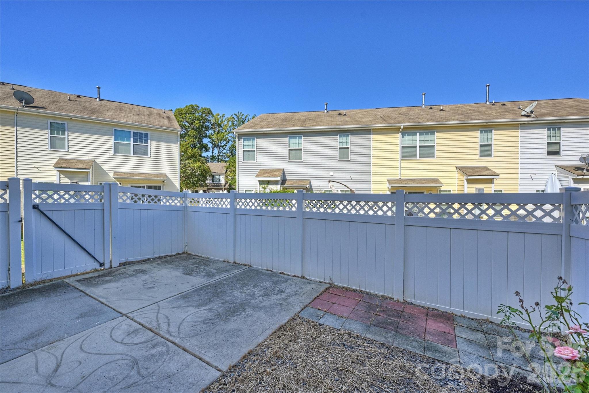 13623 Singleleaf Lane Property Photo 38