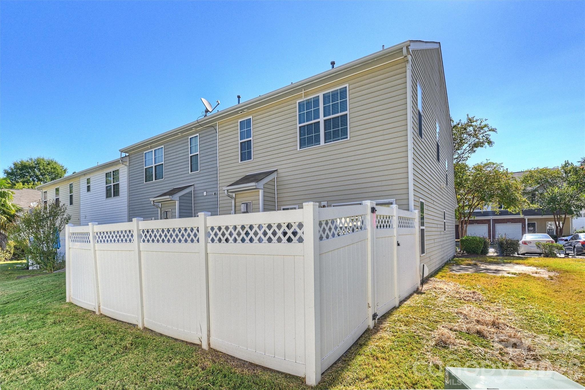 13623 Singleleaf Lane Property Photo 41