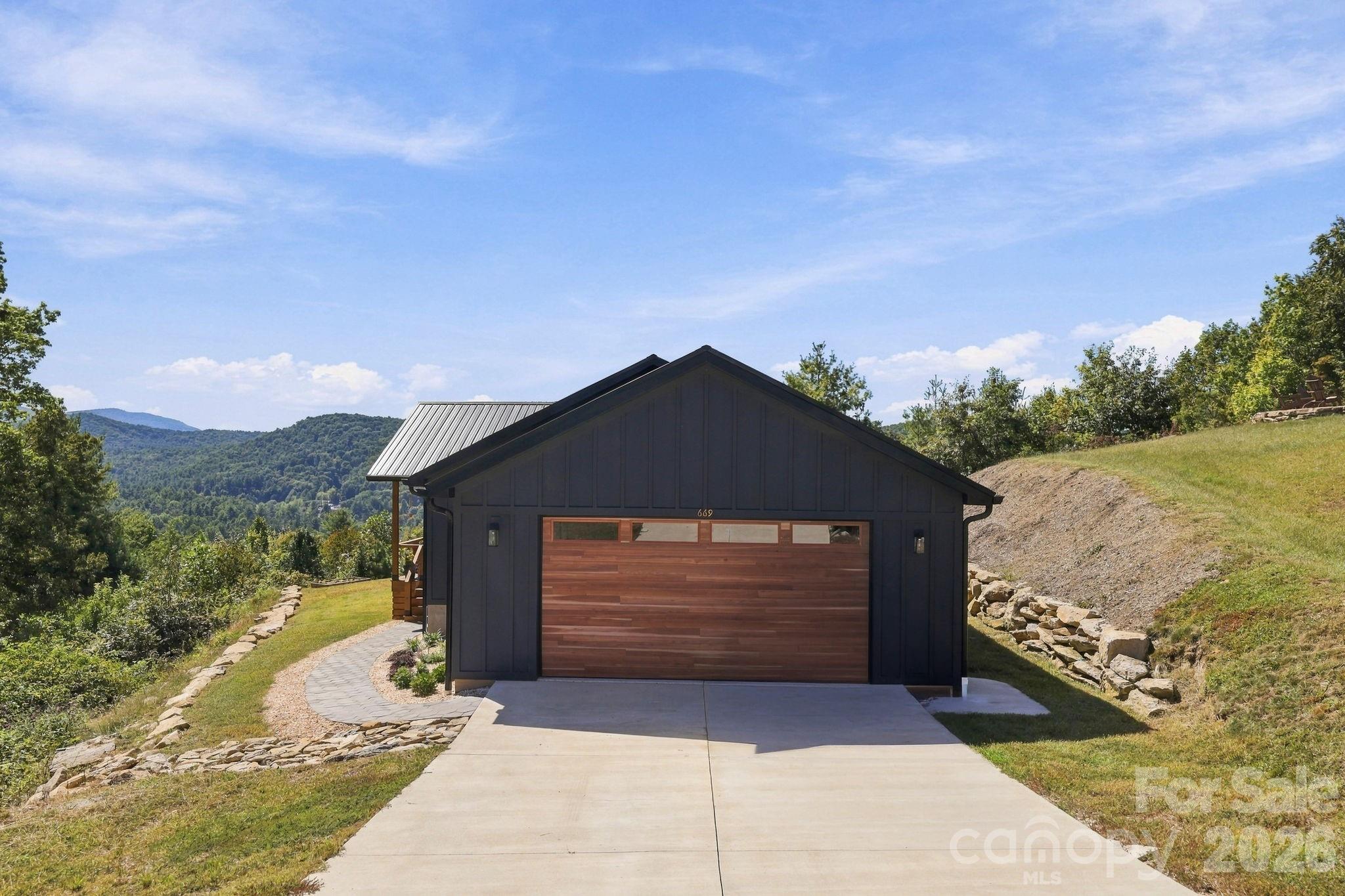 669 Crystal Heights Drive Property Photo 39