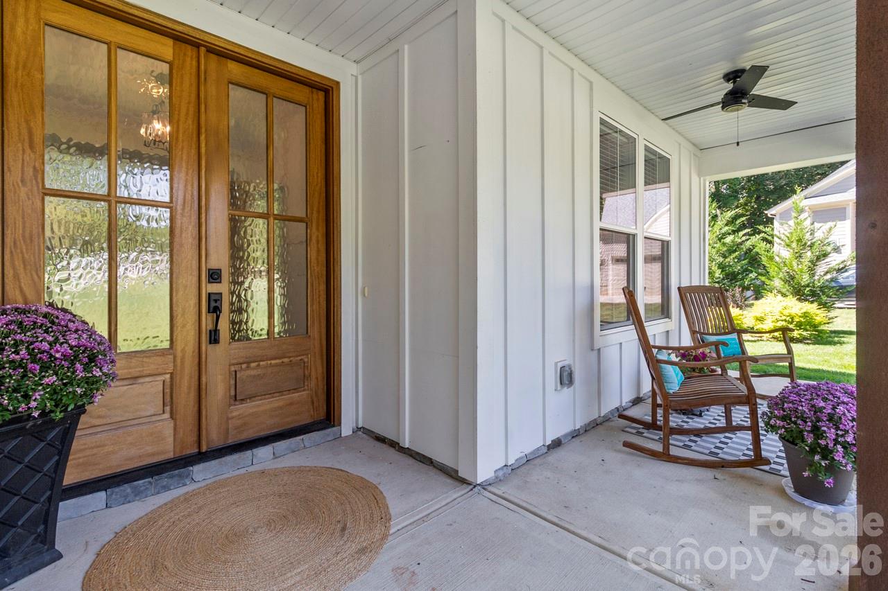 1796 Cranwell Drive Property Photo 4