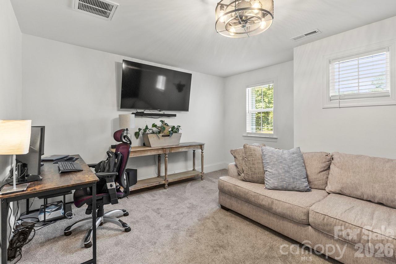 1796 Cranwell Drive Property Photo 29