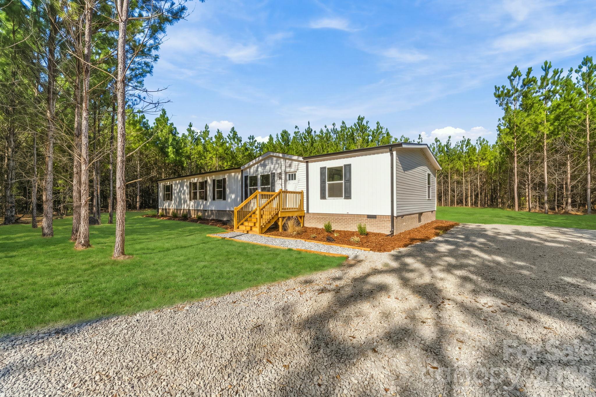 865 Windblow Road Property Photo 1