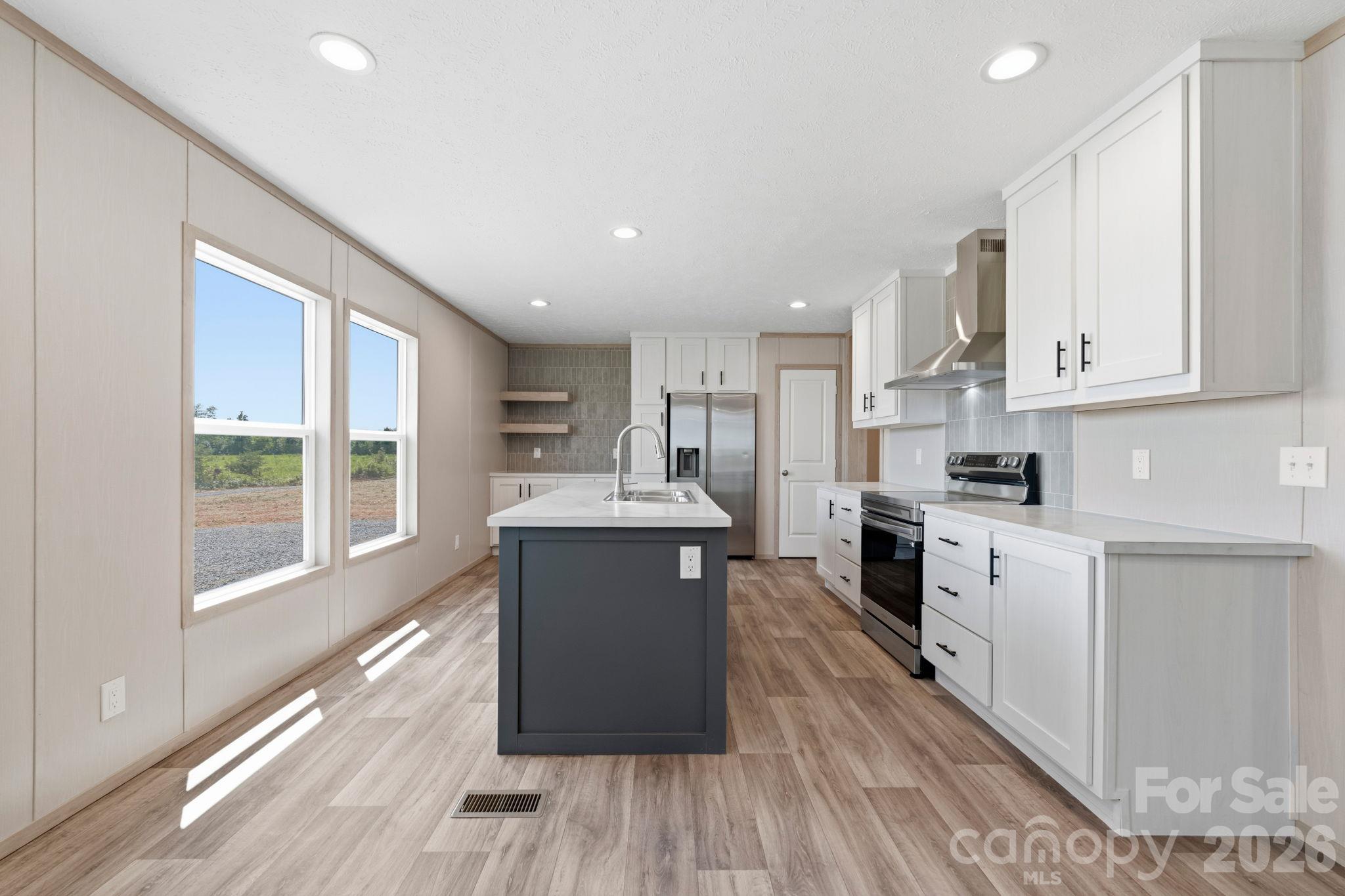 865 Windblow Road Property Photo 8