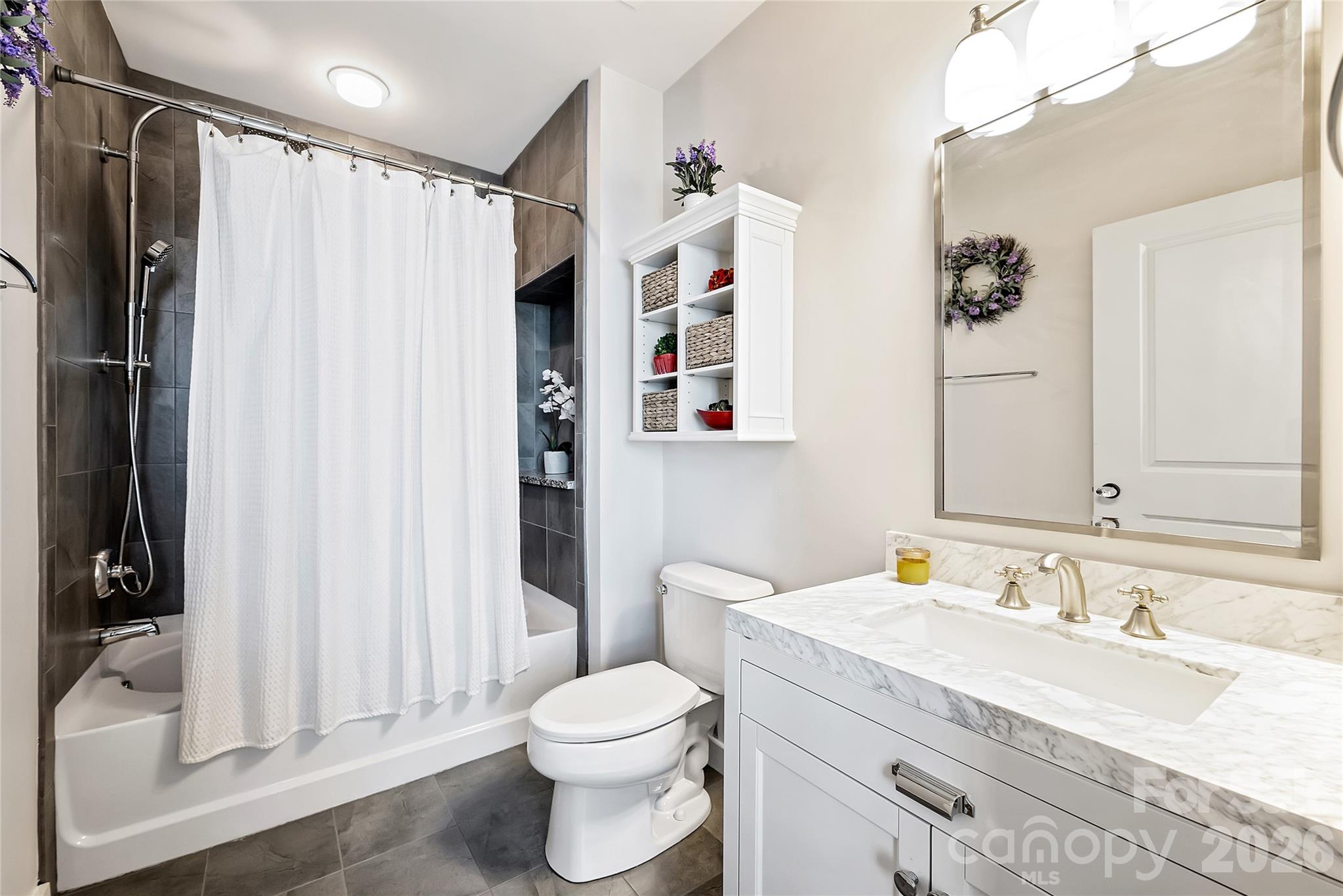 210 N Church Street 3415 Property Photo 25
