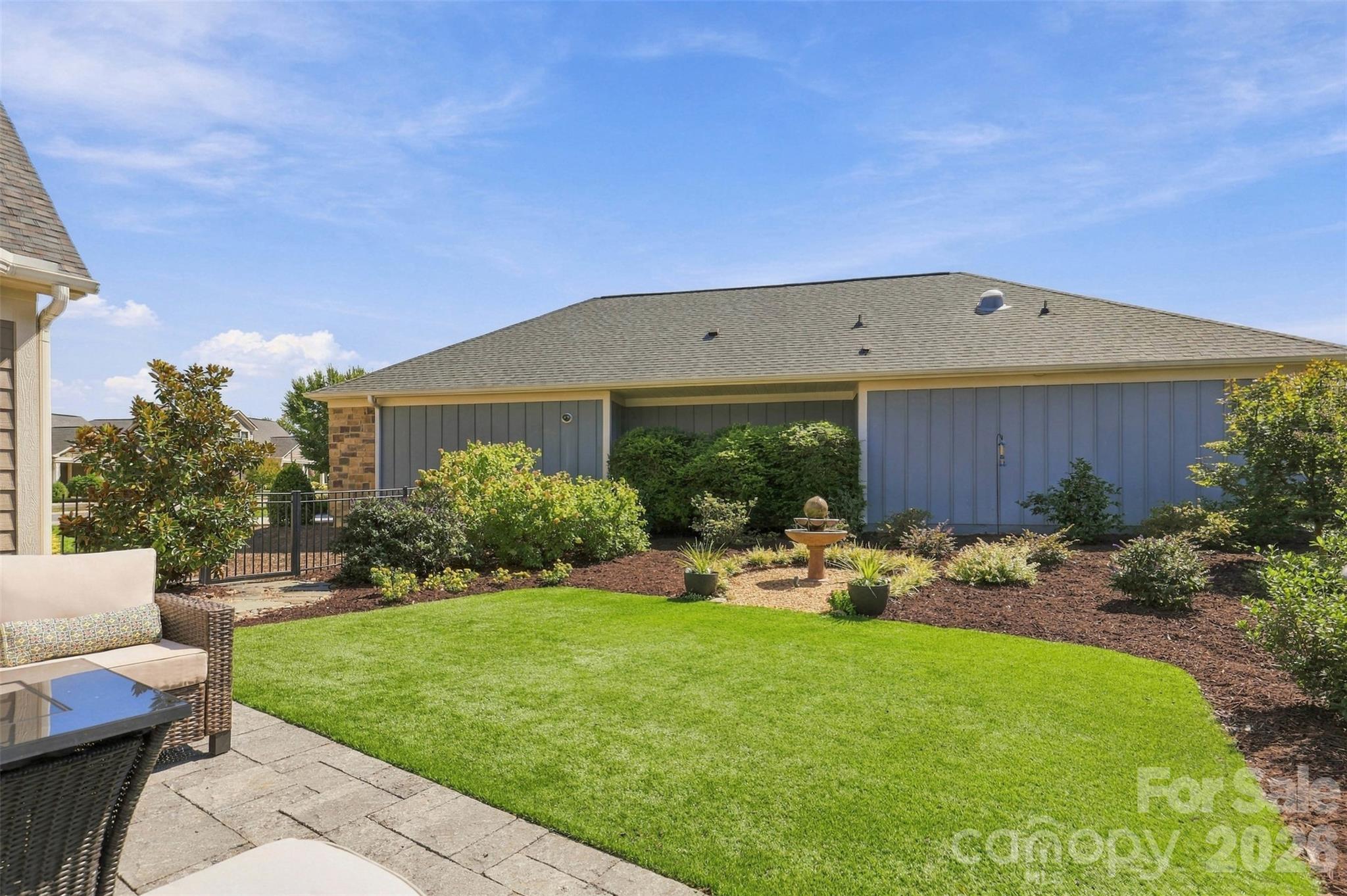 2213 Lincolnshire Lane Property Photo 38
