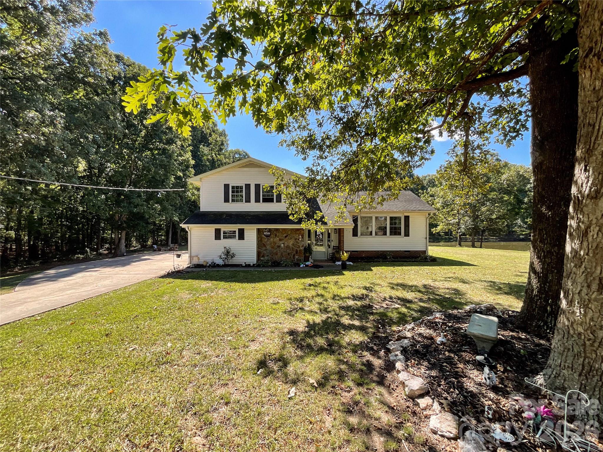 4807 Lancaster Highway Property Photo 1