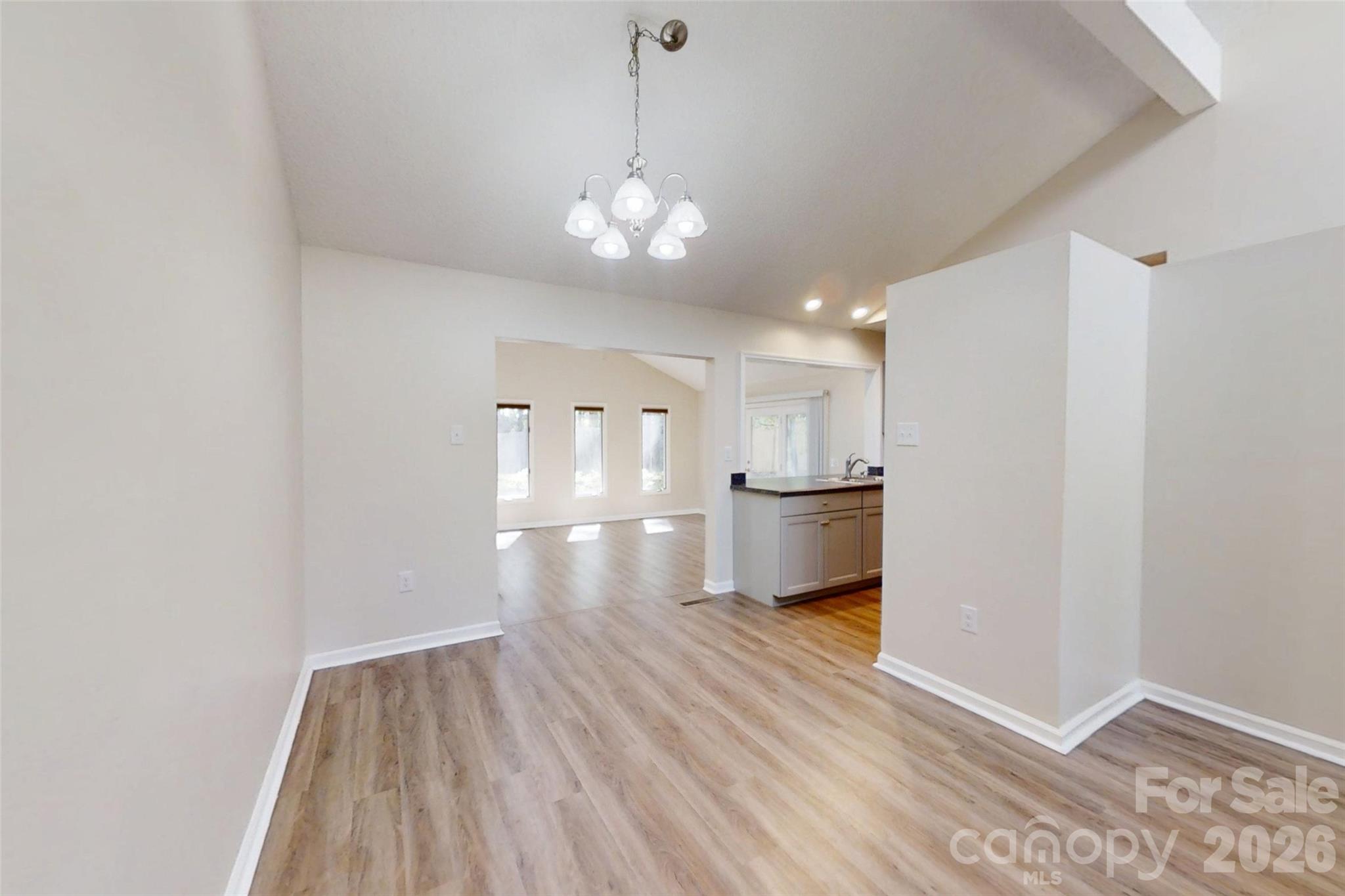 8 Muirfield Place Property Photo 7